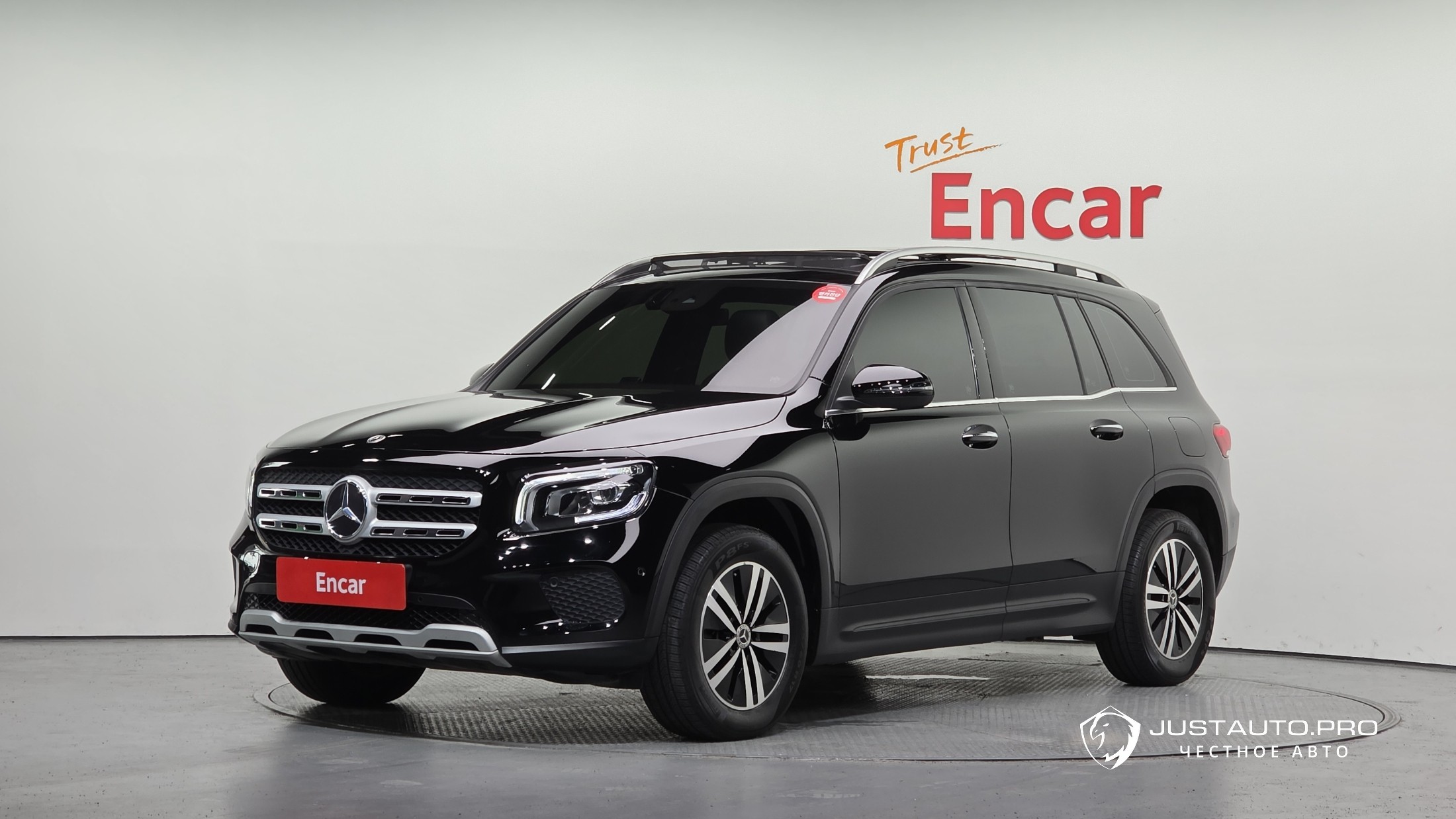 Автомобиль Mercedes-Benz GLB-Class