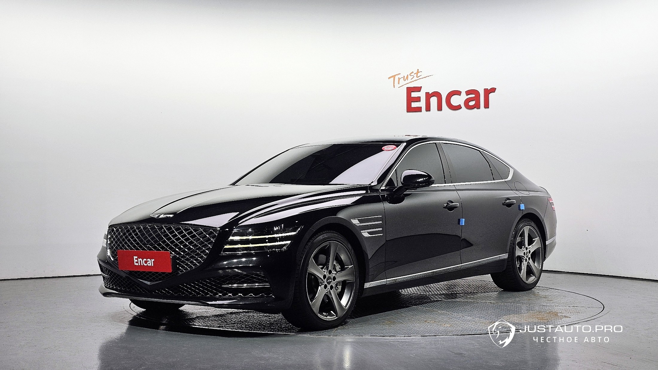 Автомобиль Genesis G80