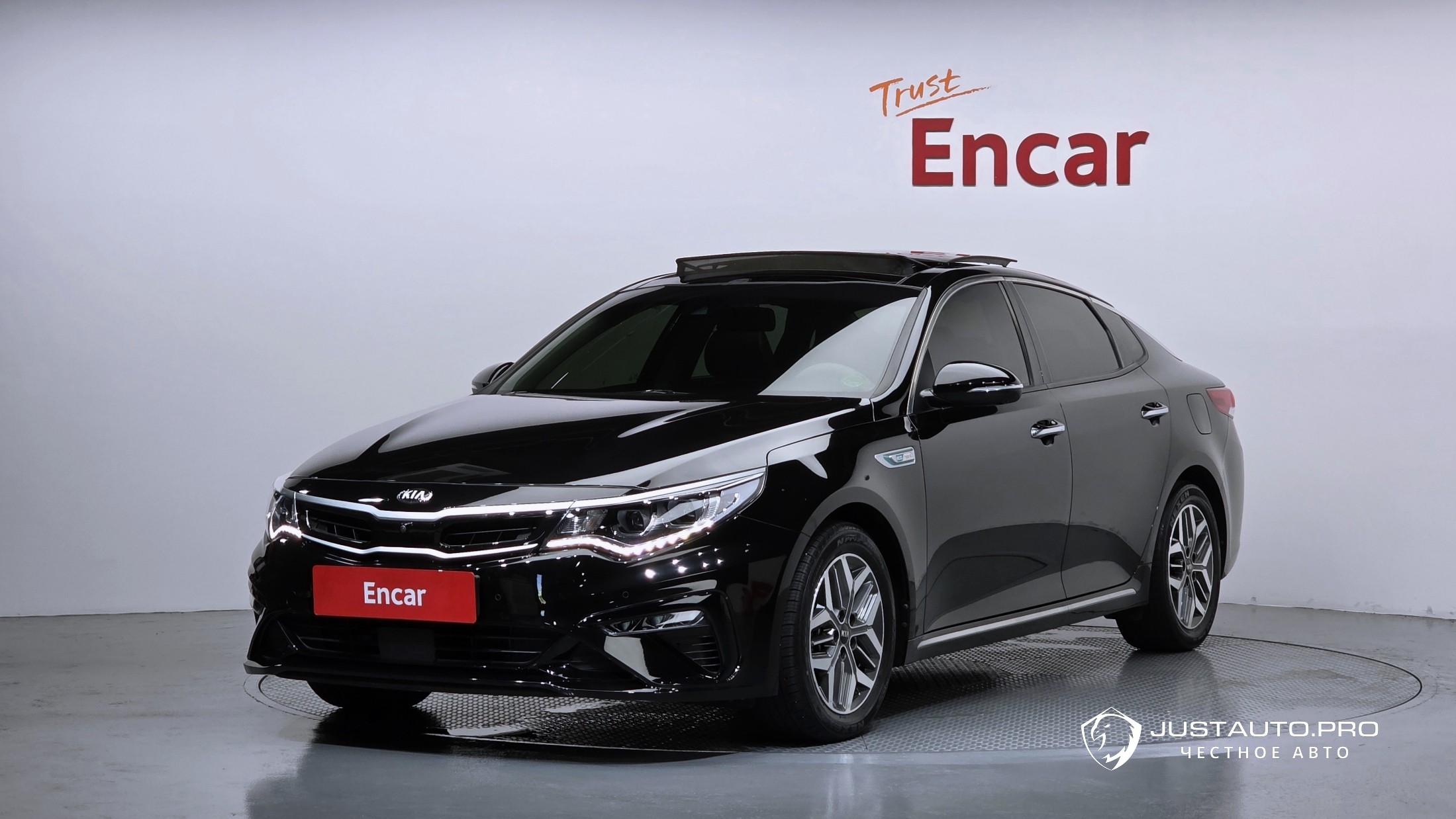 Автомобиль Kia K5
