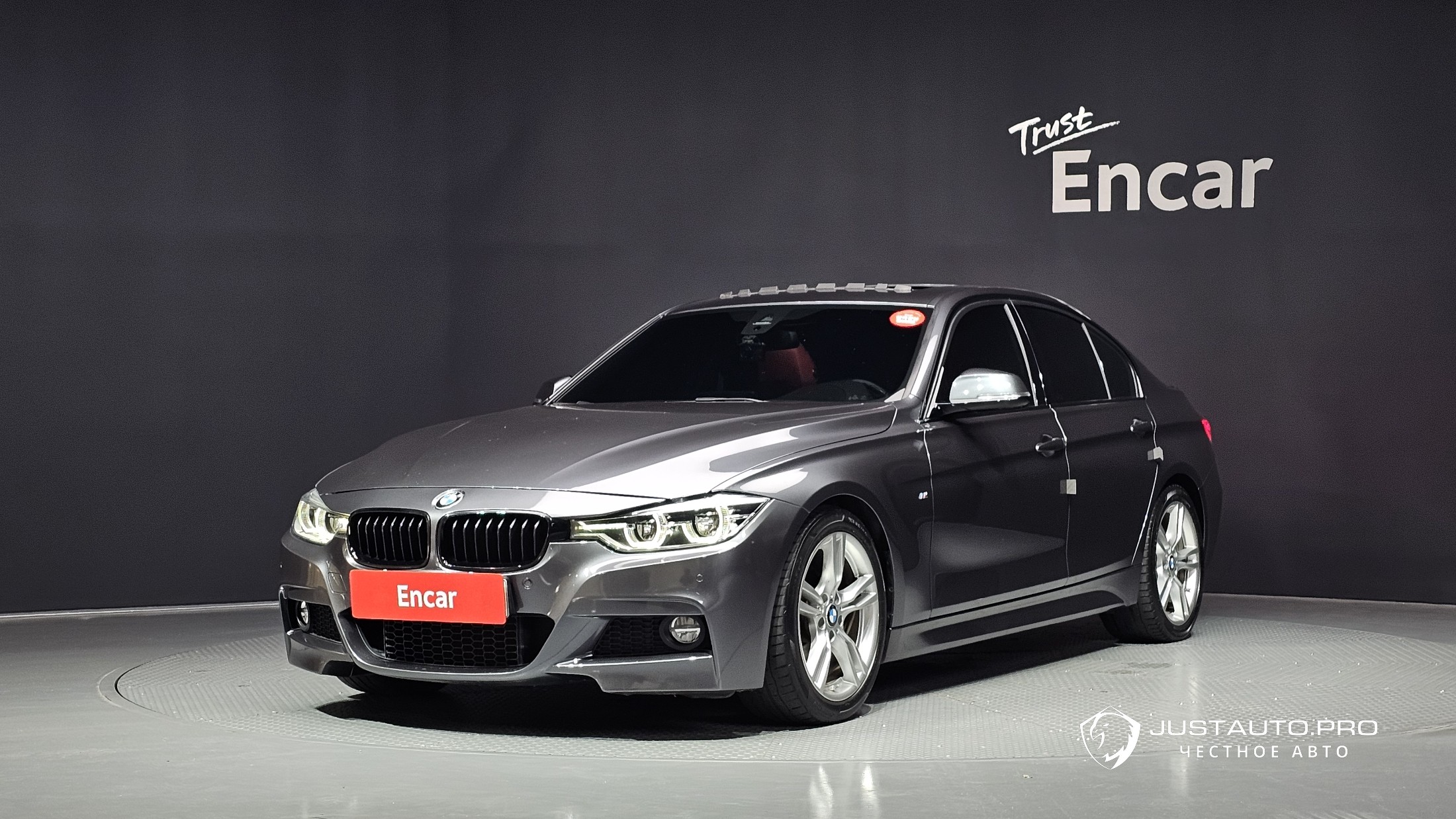 Автомобиль BMW 3-Series