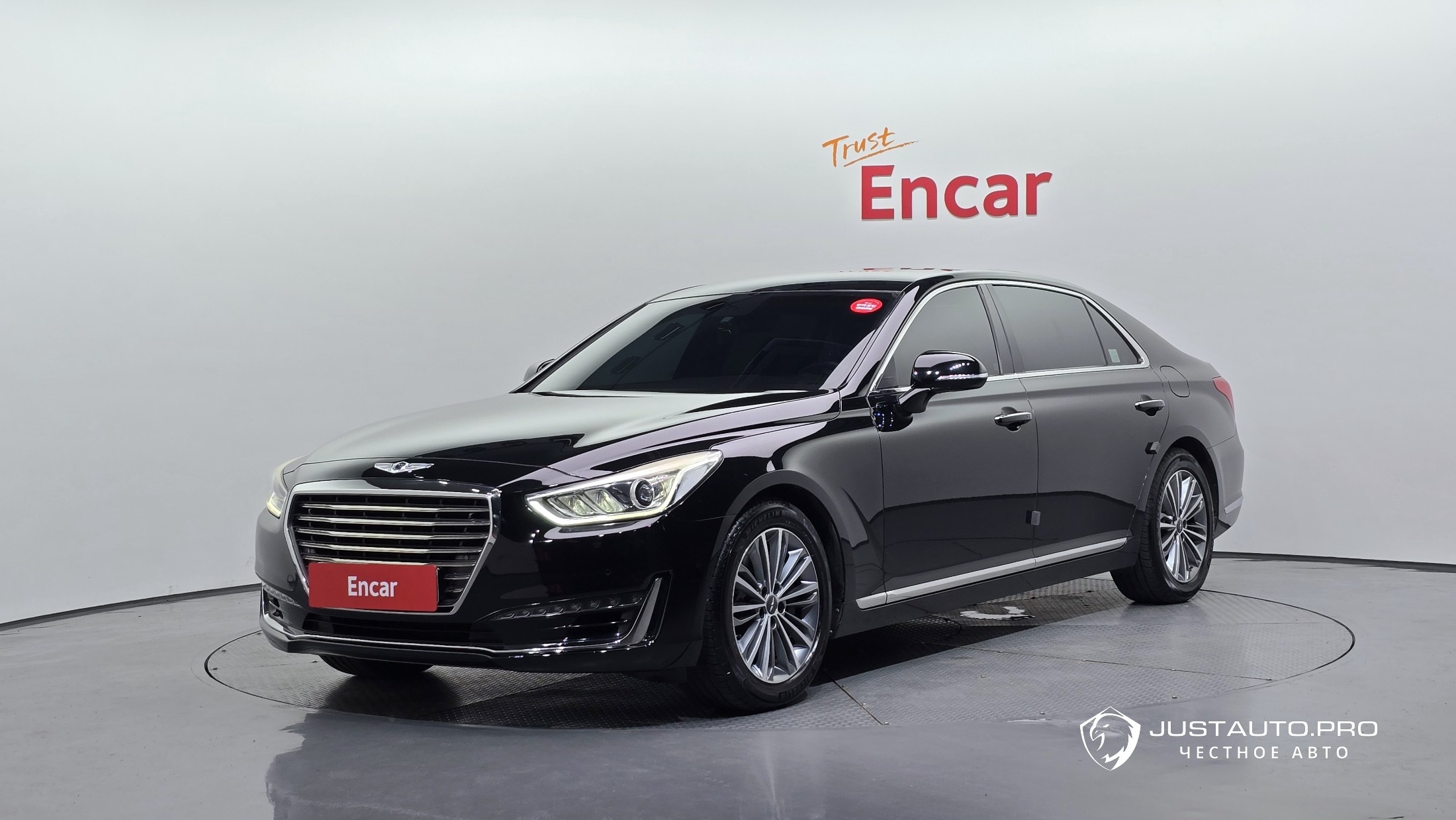Автомобиль Genesis EQ900