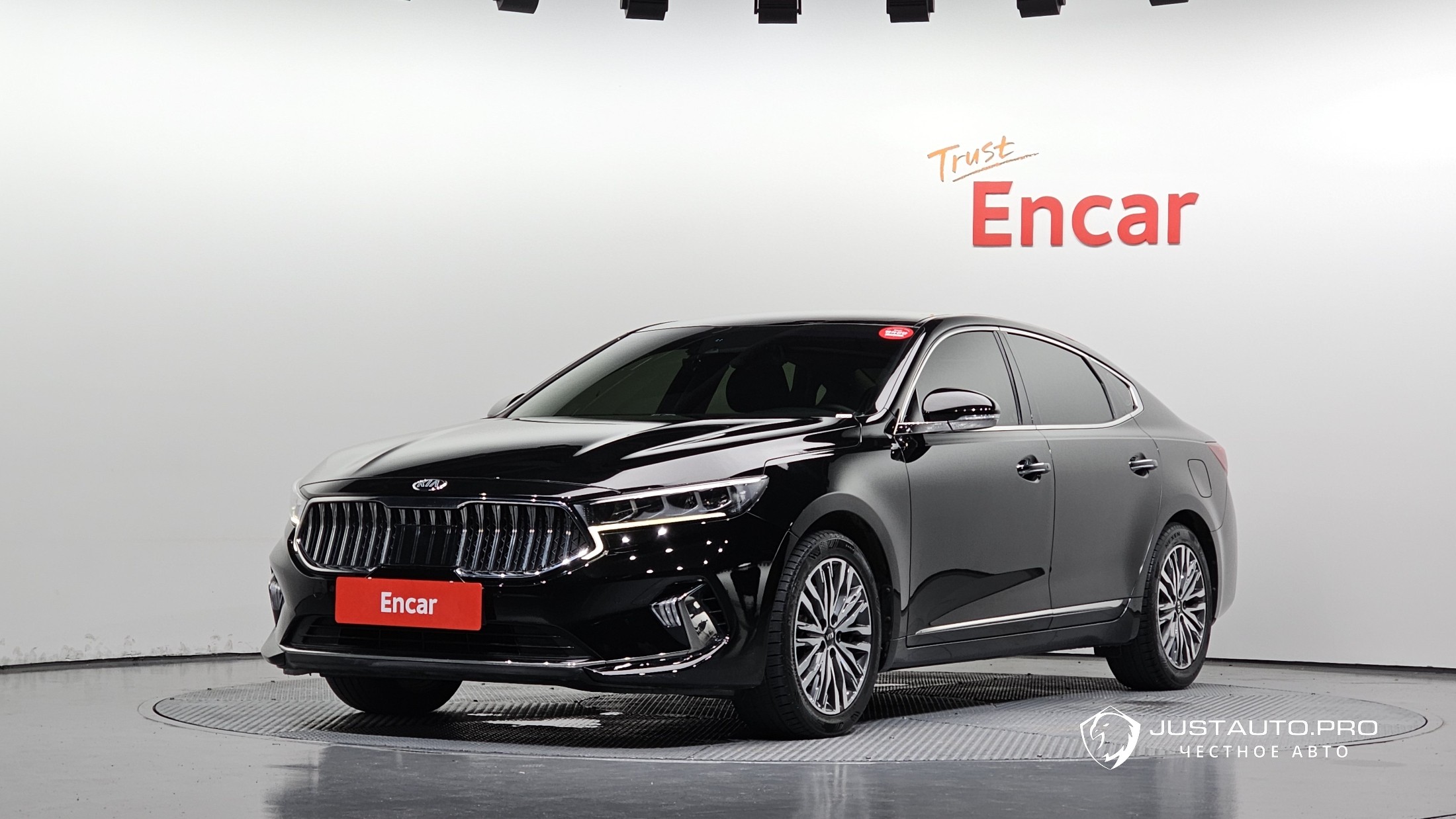 Автомобиль Kia K7
