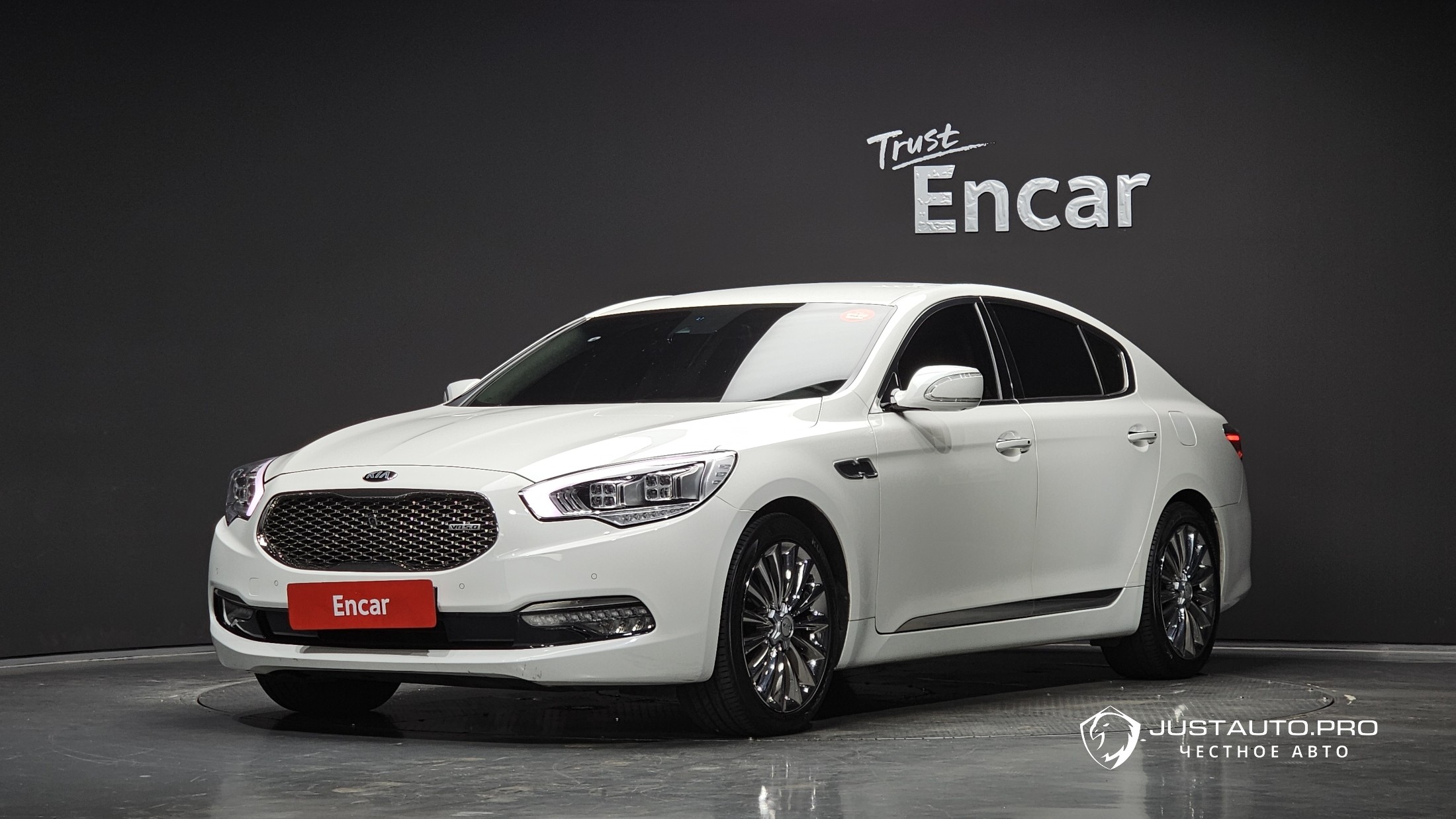 Автомобиль Kia K9