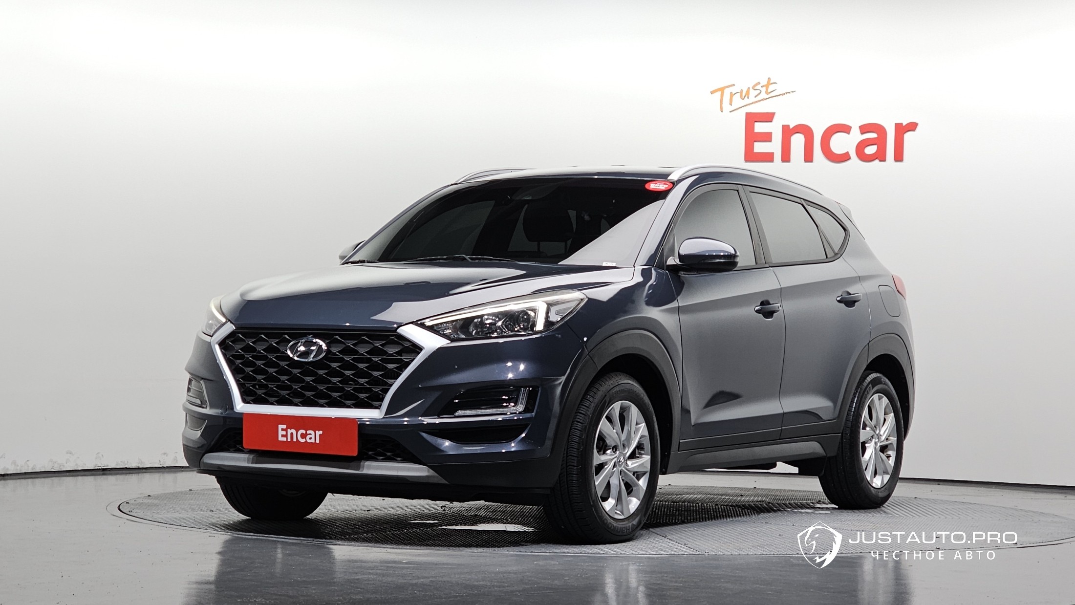 Автомобиль Hyundai Tucson