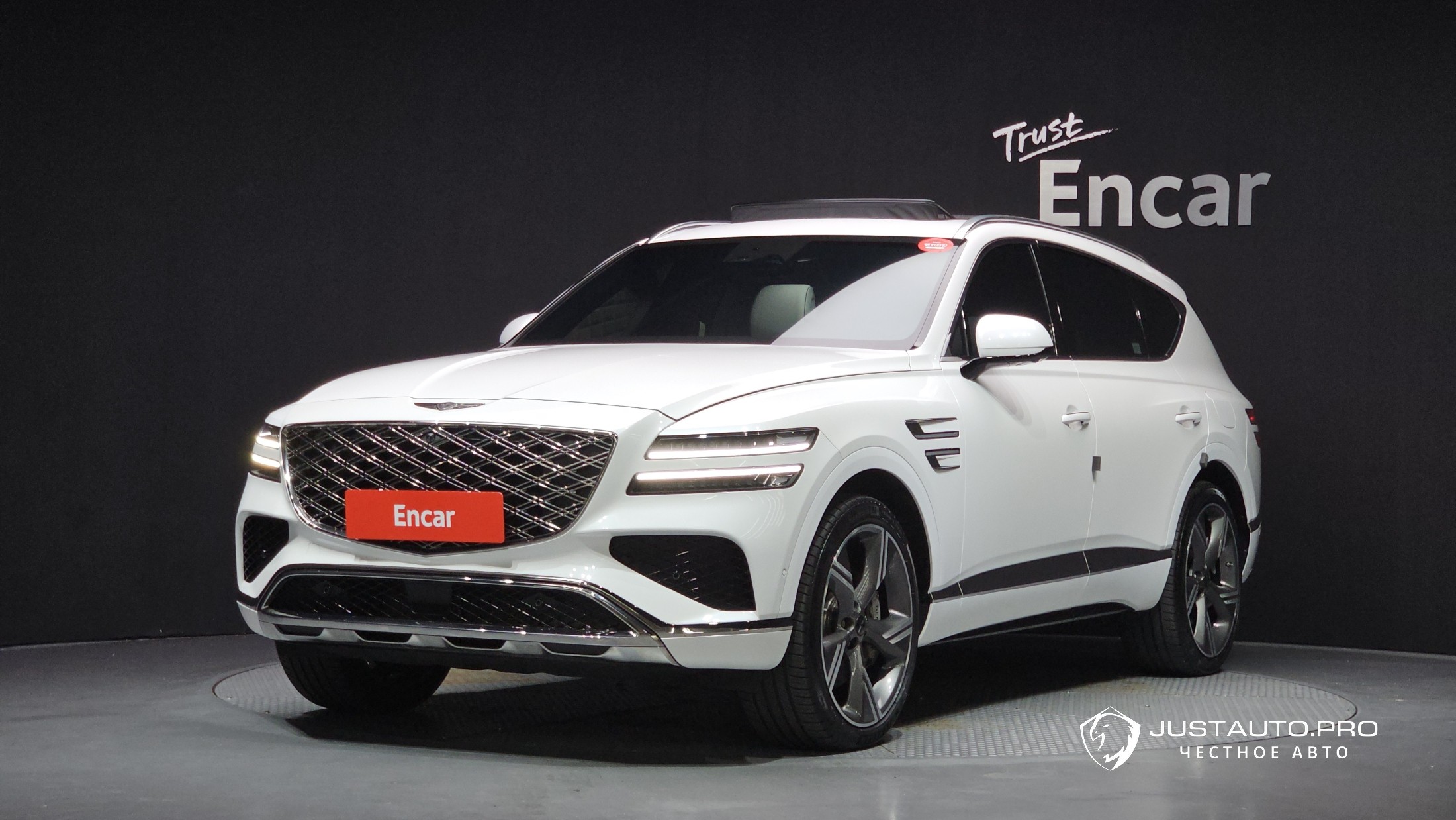 Автомобиль Genesis GV80