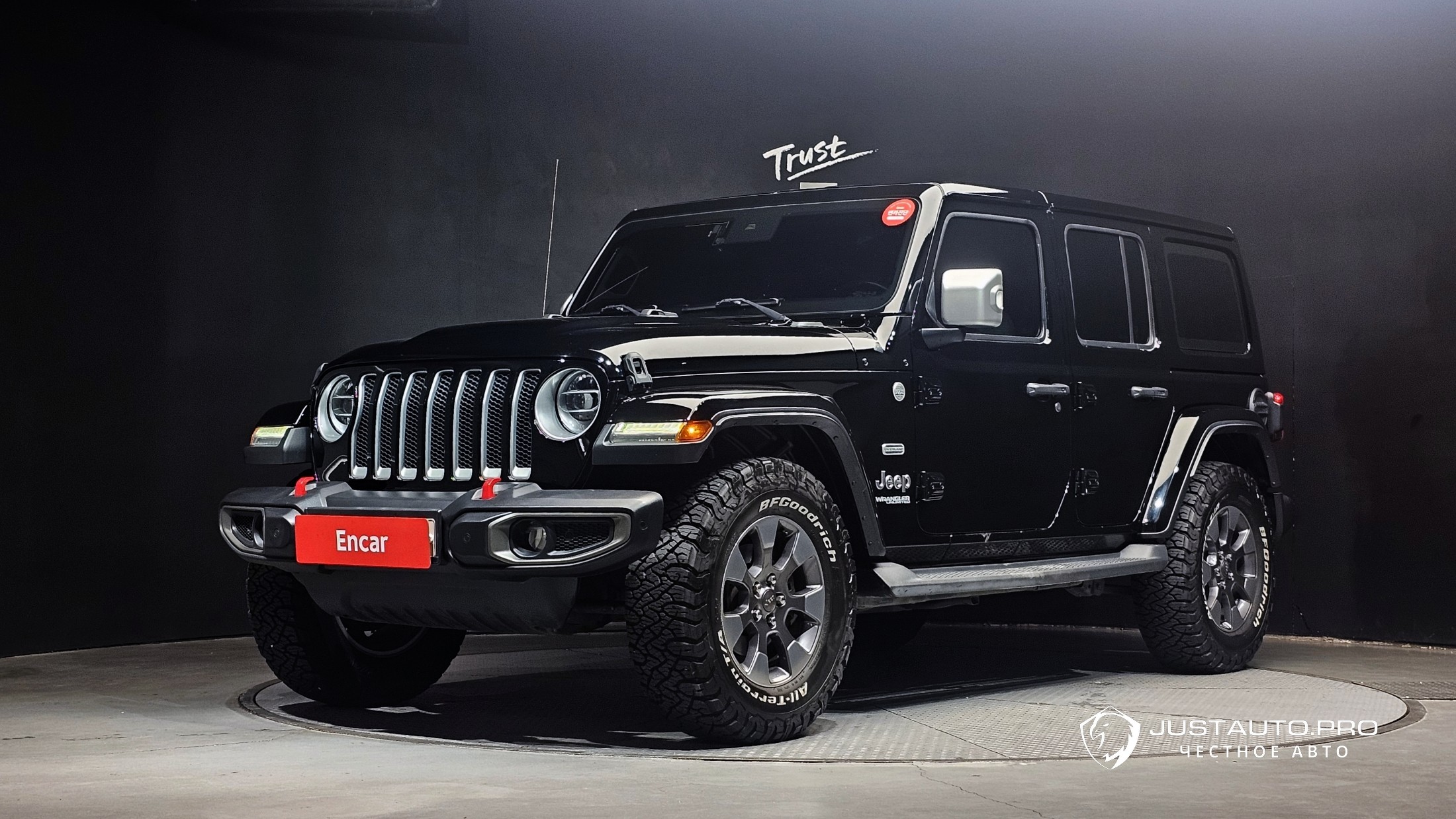 Автомобиль Jeep Wrangler