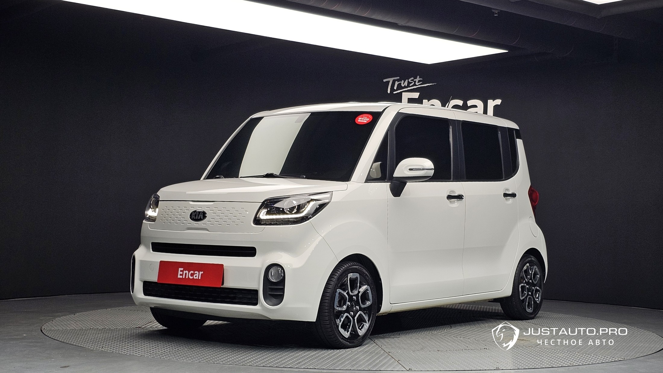 Автомобиль Kia RAY