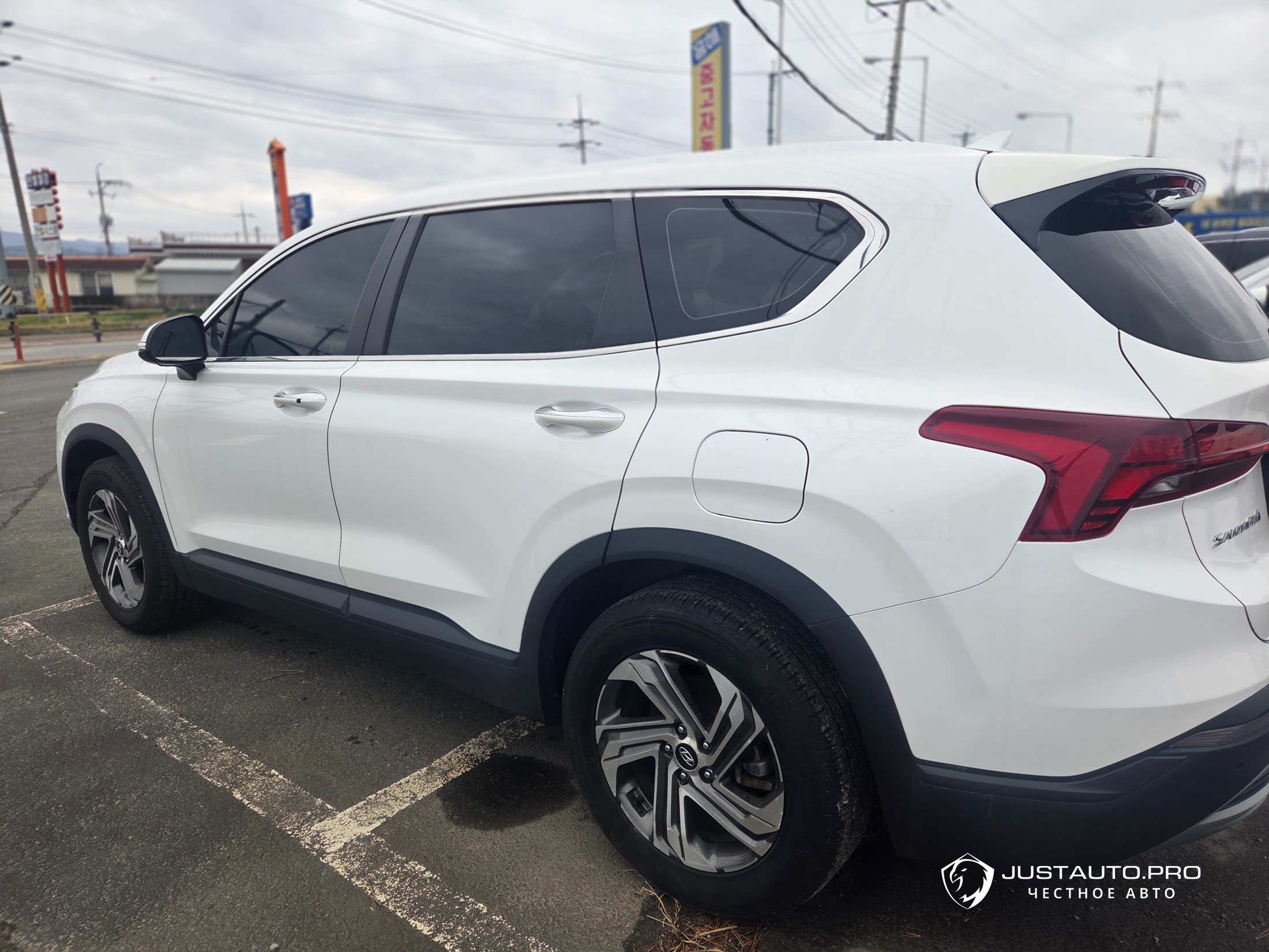 Автомобиль Hyundai Santafe