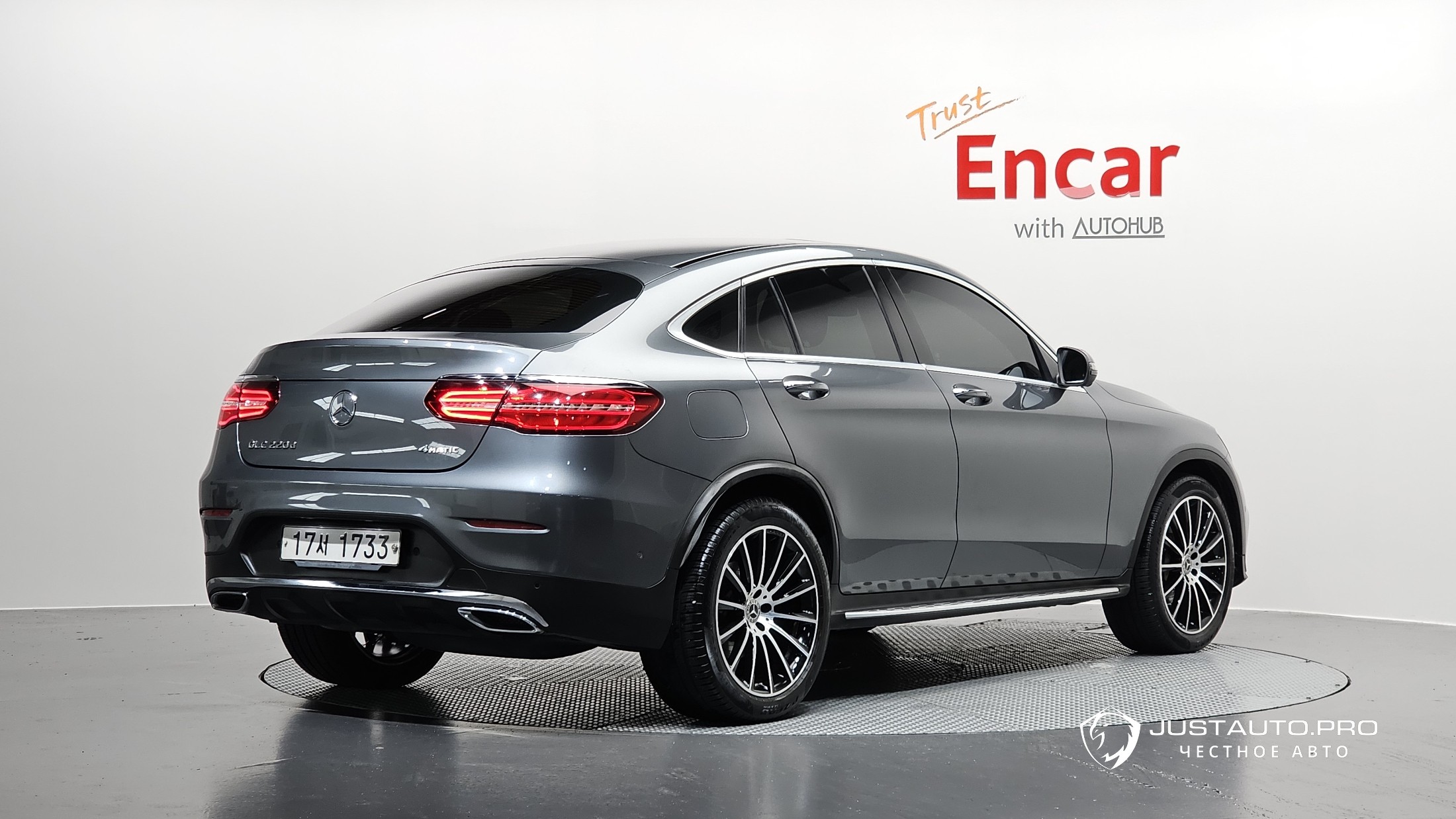 Автомобиль Mercedes-Benz GLC-Class