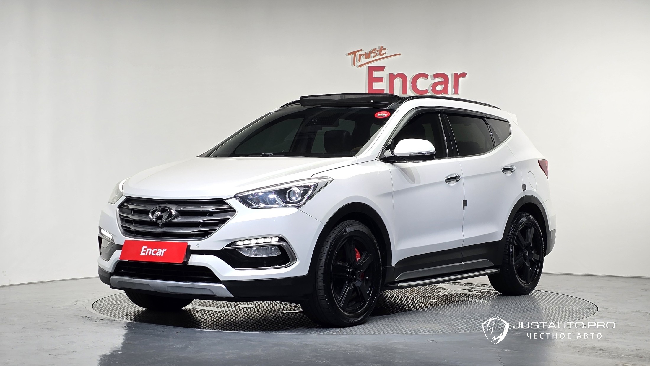 Автомобиль Hyundai Santafe