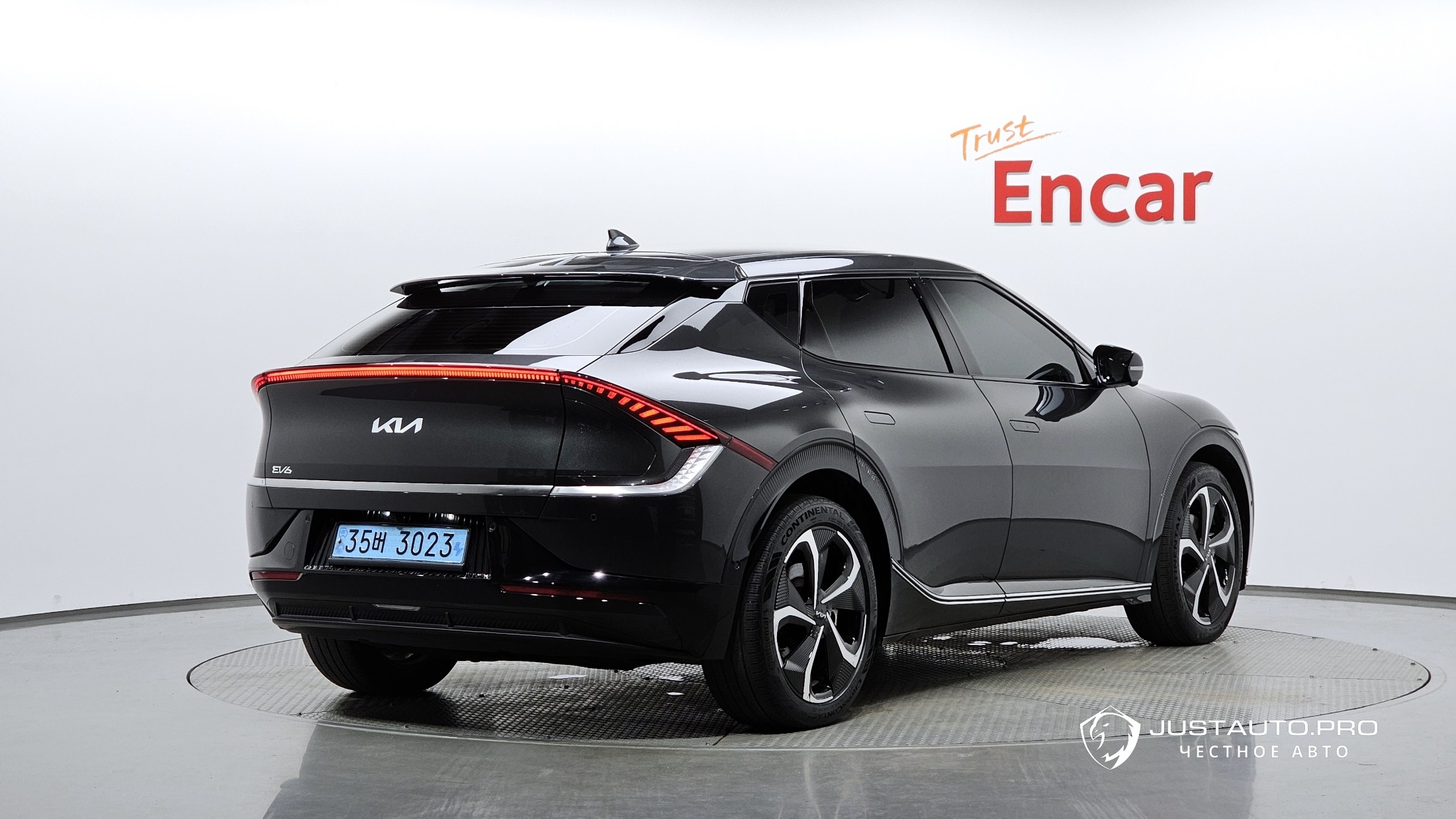 Автомобиль Kia EV6