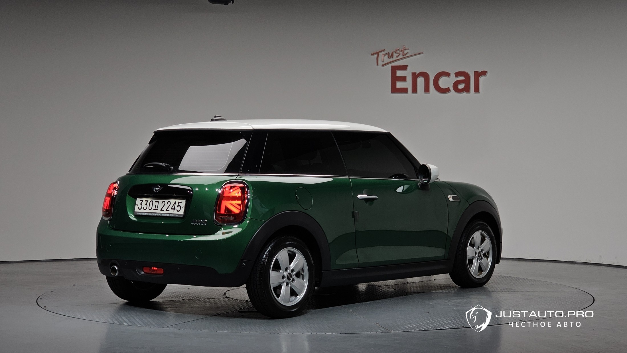 Автомобиль Mini Cooper