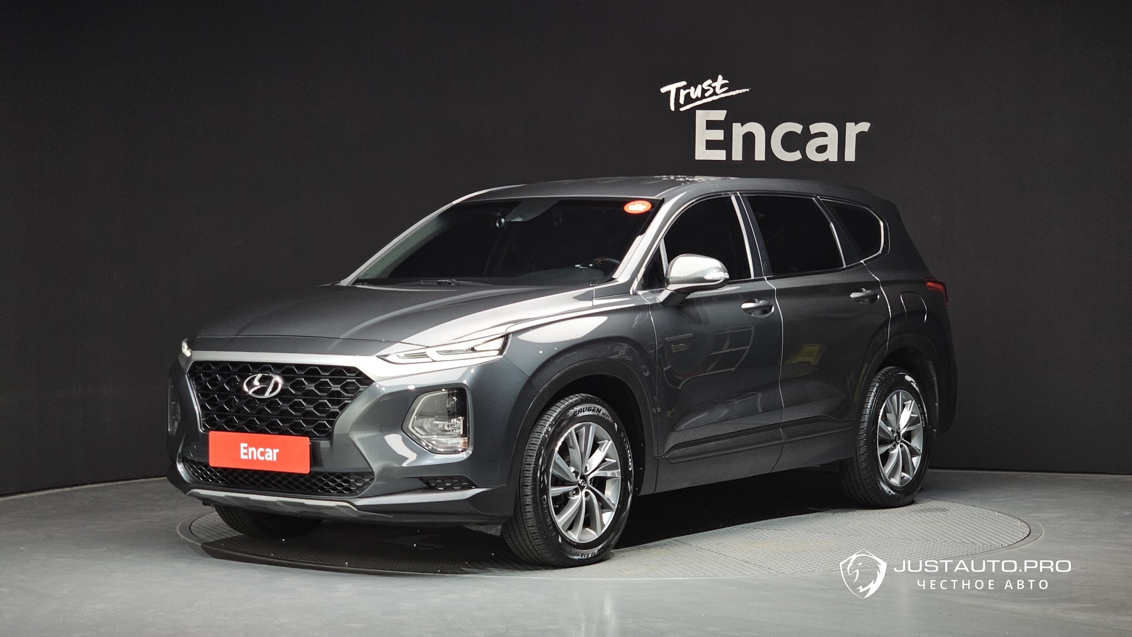 Автомобиль Hyundai Santafe