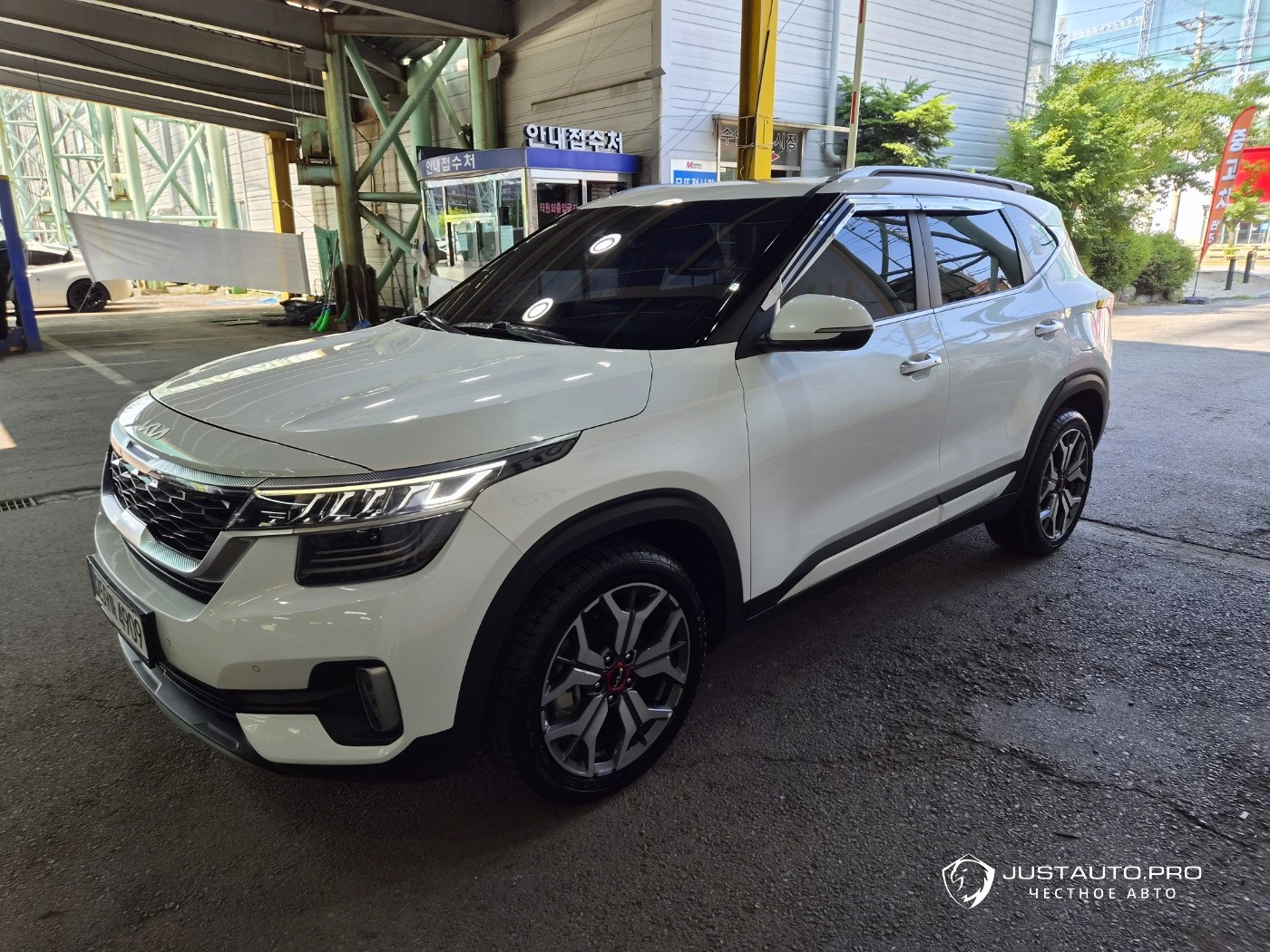 Автомобиль Kia Seltos