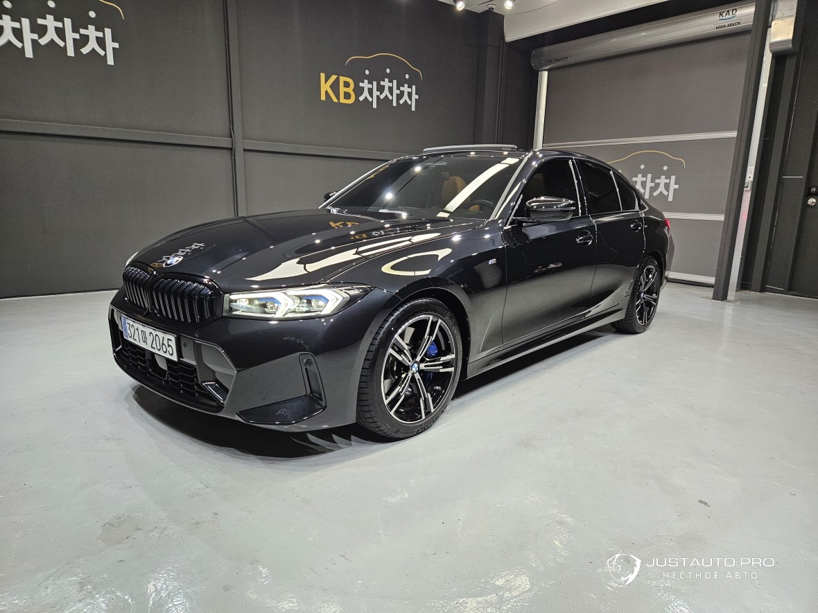 Автомобиль BMW 3-Series