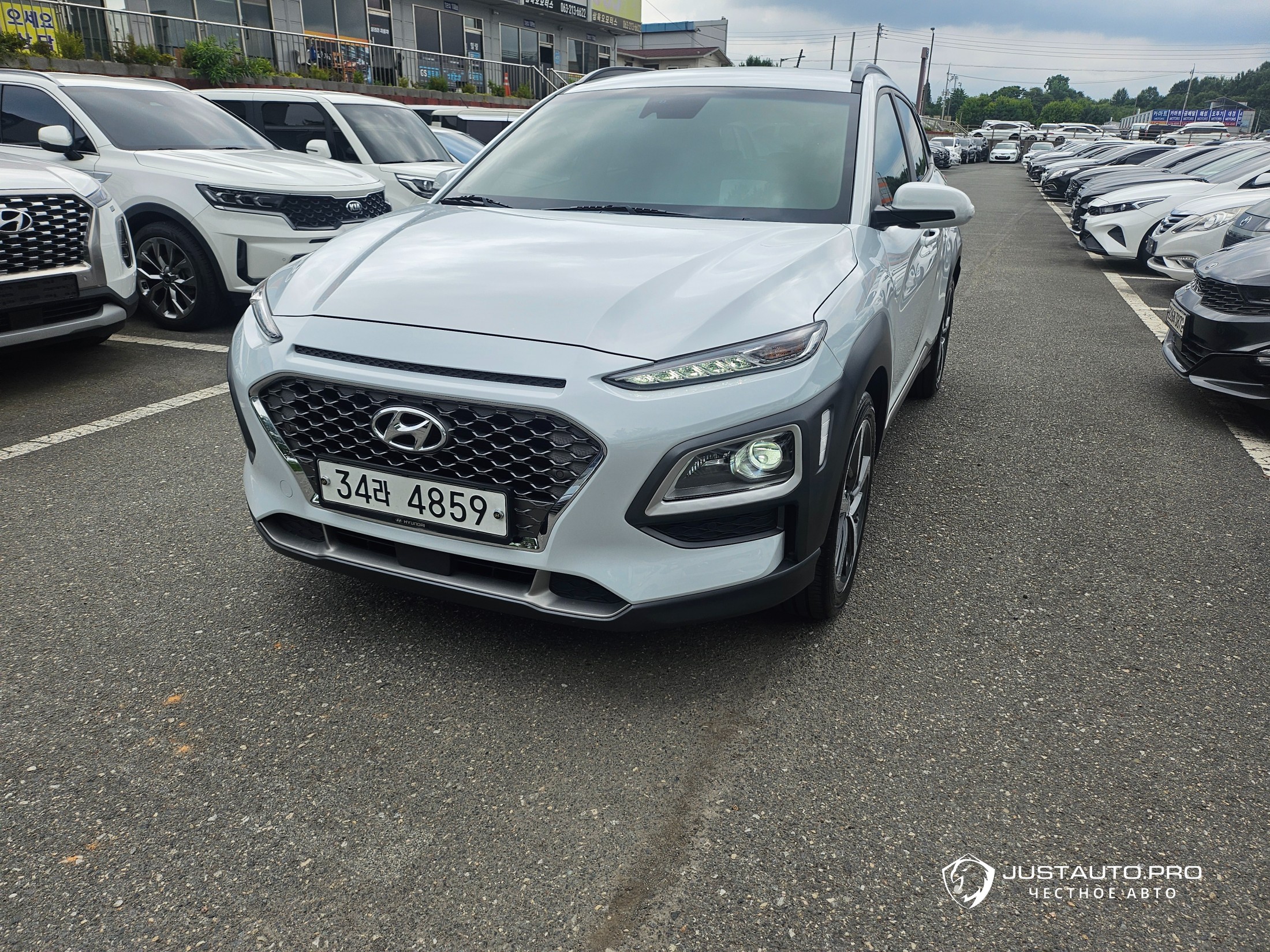 Автомобиль Hyundai Kona
