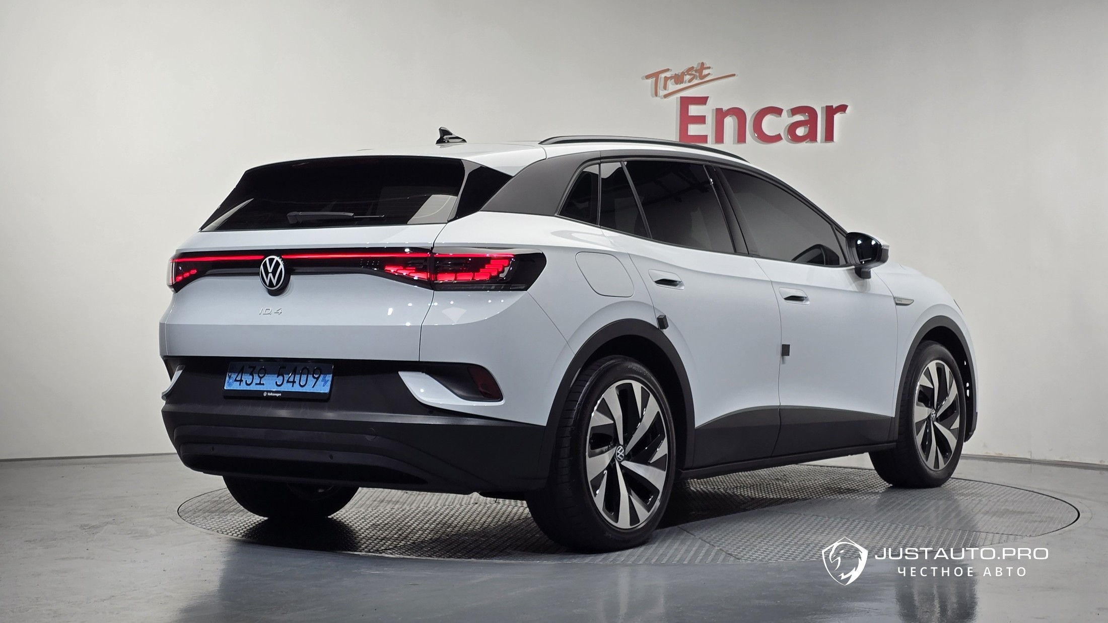 Автомобиль Volkswagen ID.4