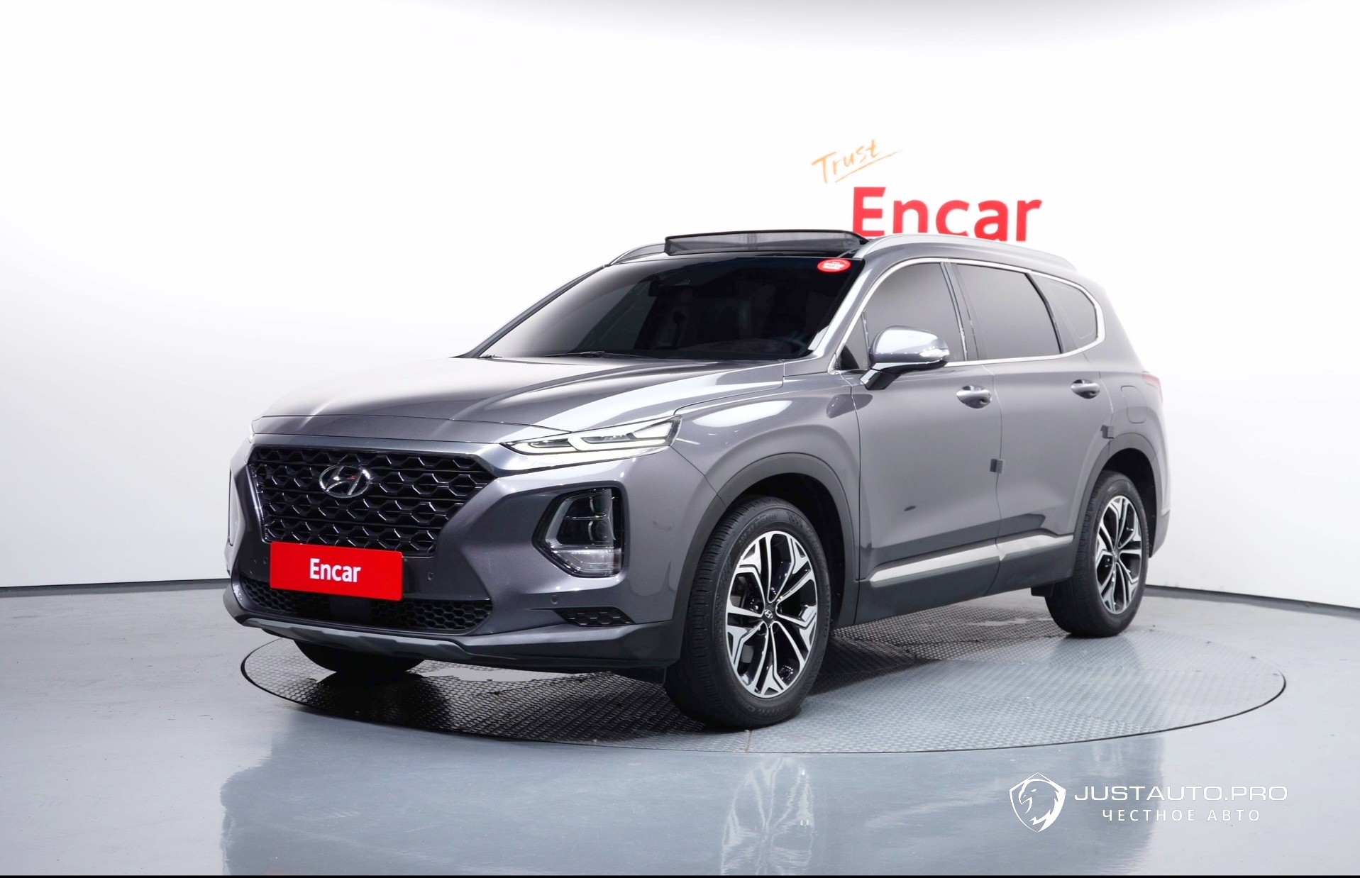 Автомобиль Hyundai Santafe