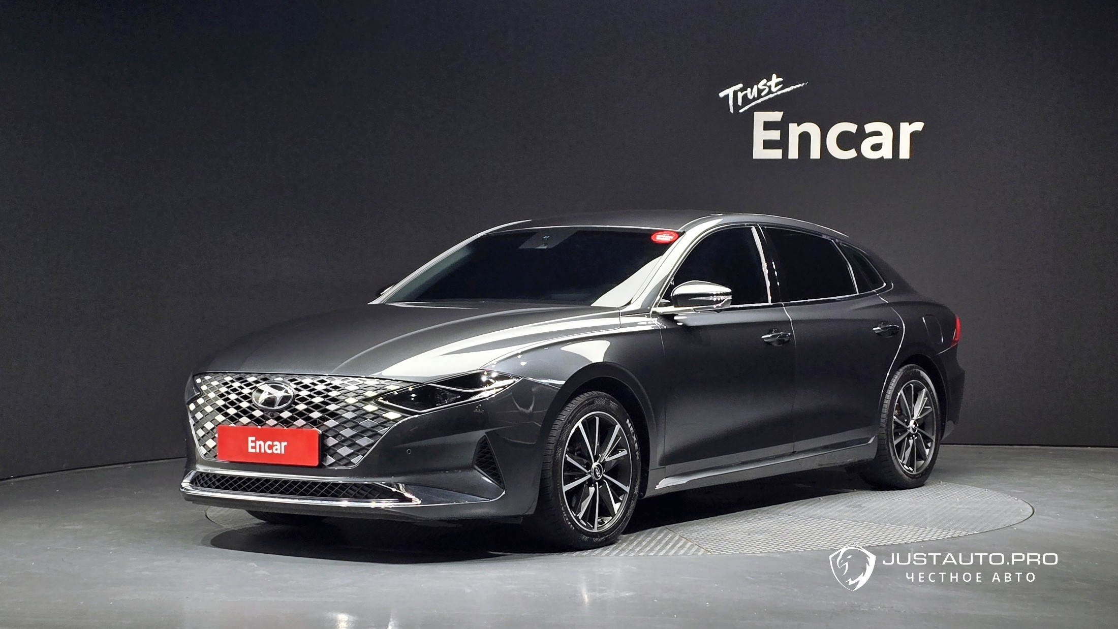 Автомобиль Hyundai Grandeur
