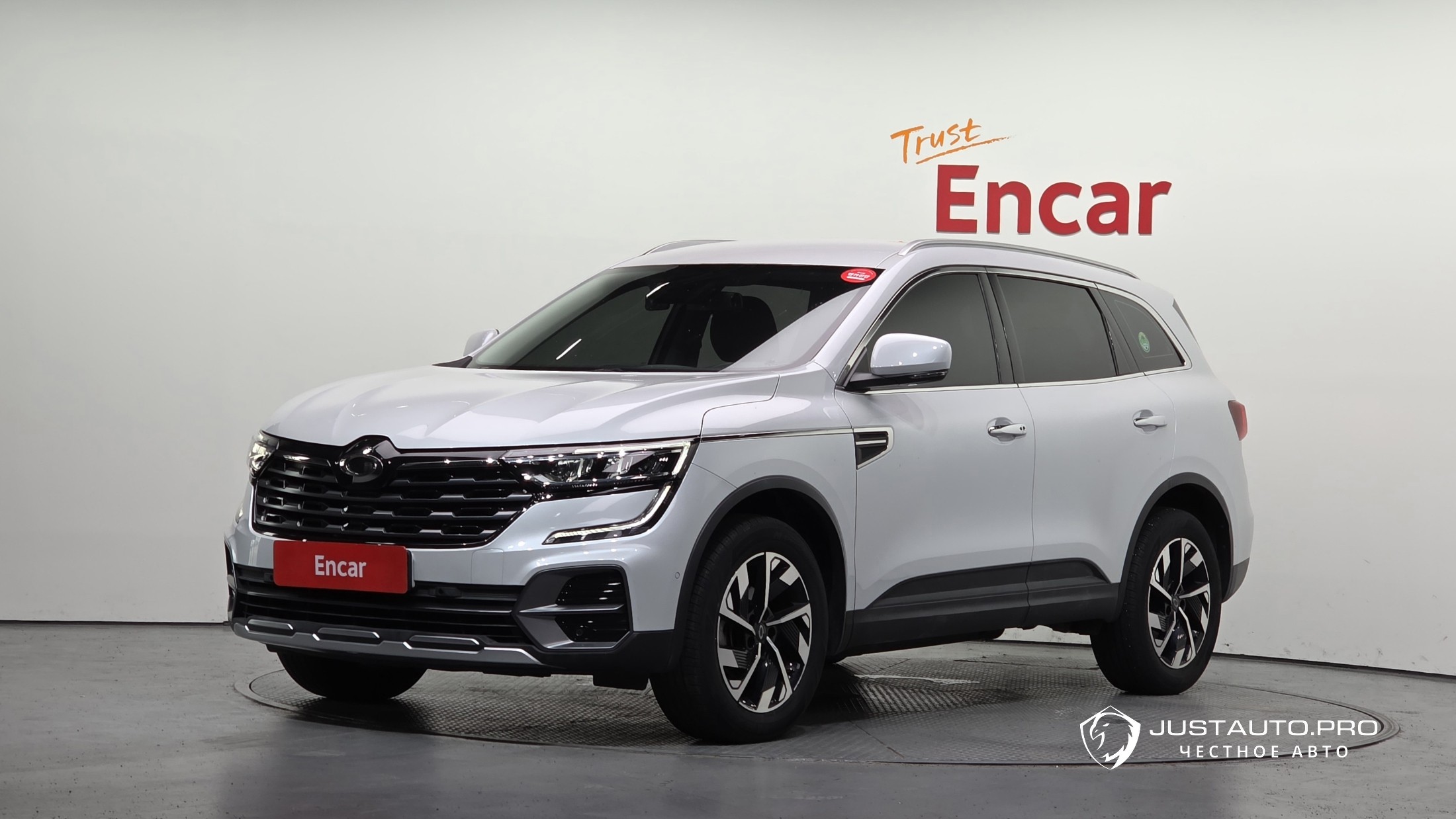 Автомобиль Renault-KoreaSamsung QM6