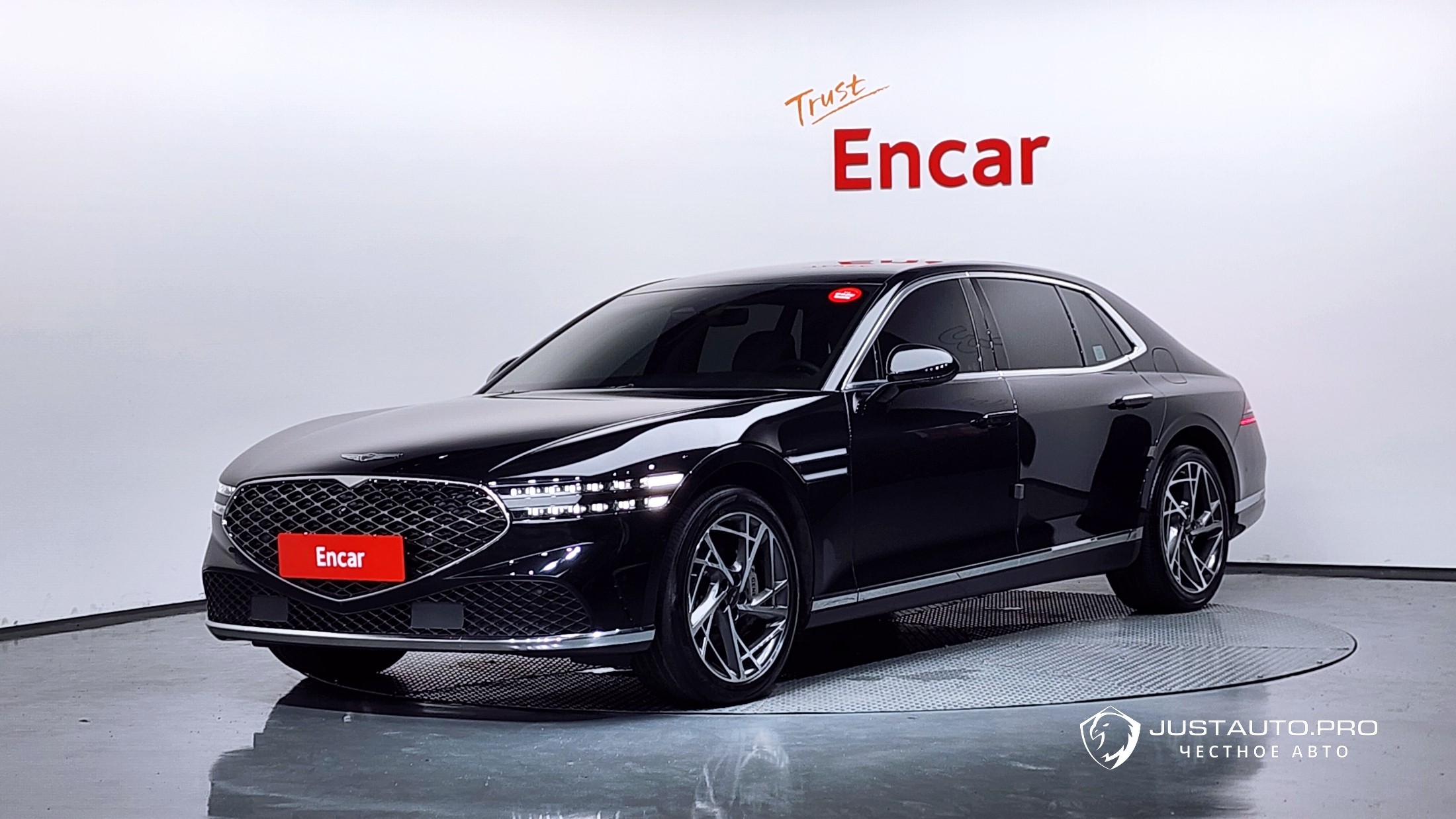 Автомобиль Genesis G90