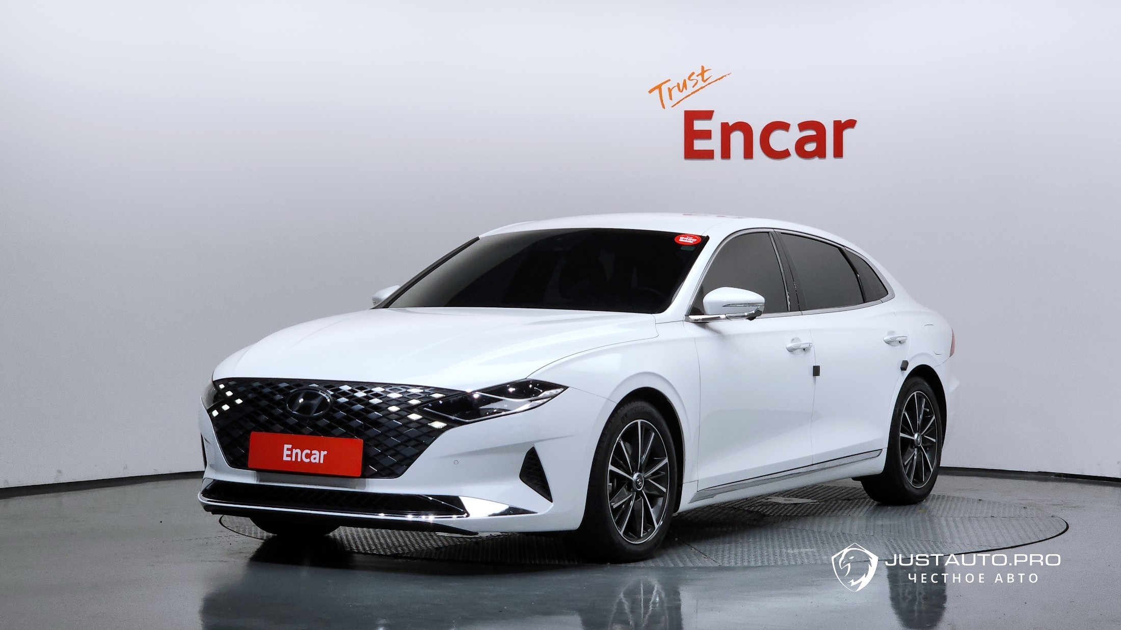 Автомобиль Hyundai Grandeur