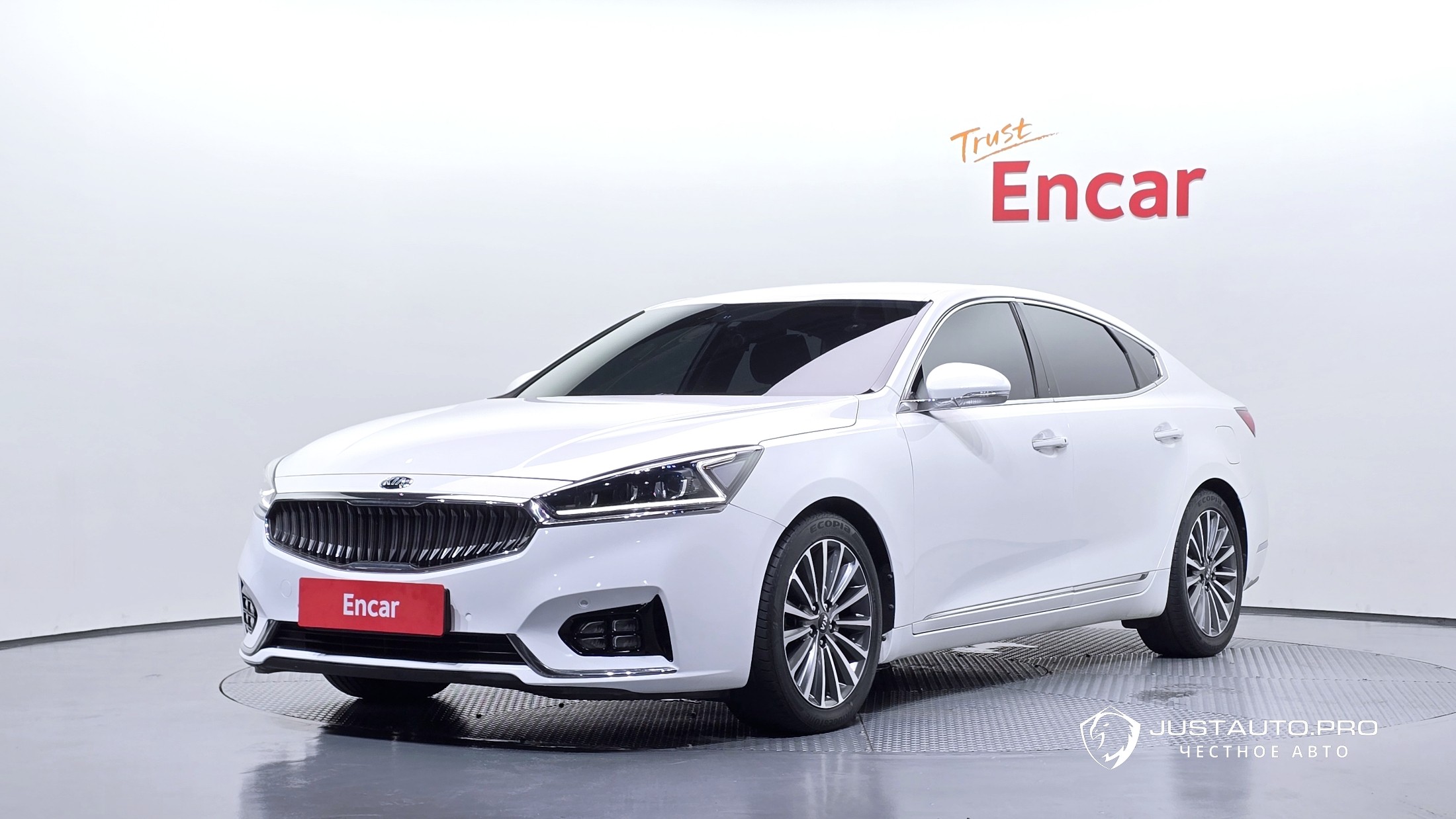 Автомобиль Kia K7
