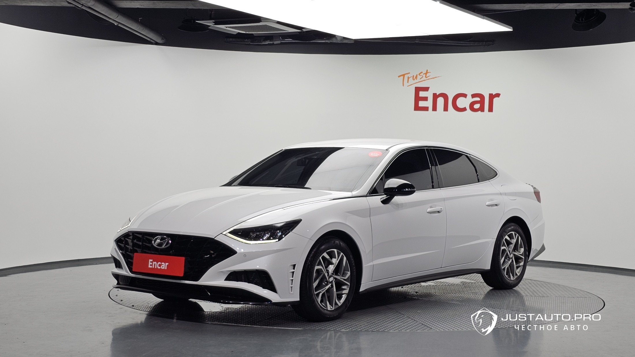 Автомобиль Hyundai Sonata