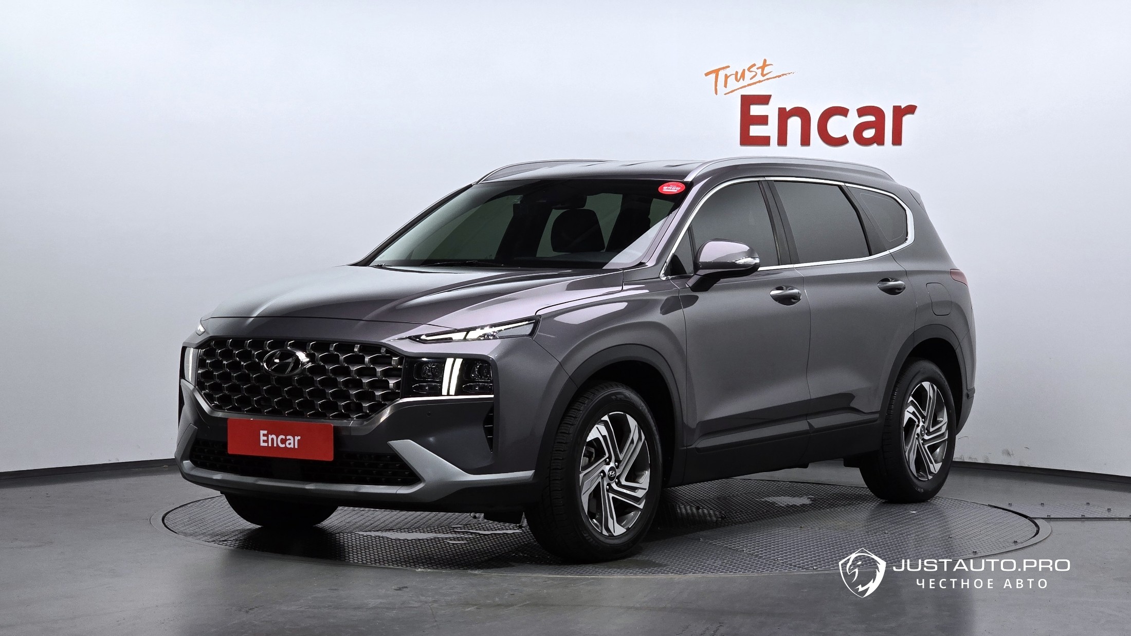Автомобиль Hyundai Santafe