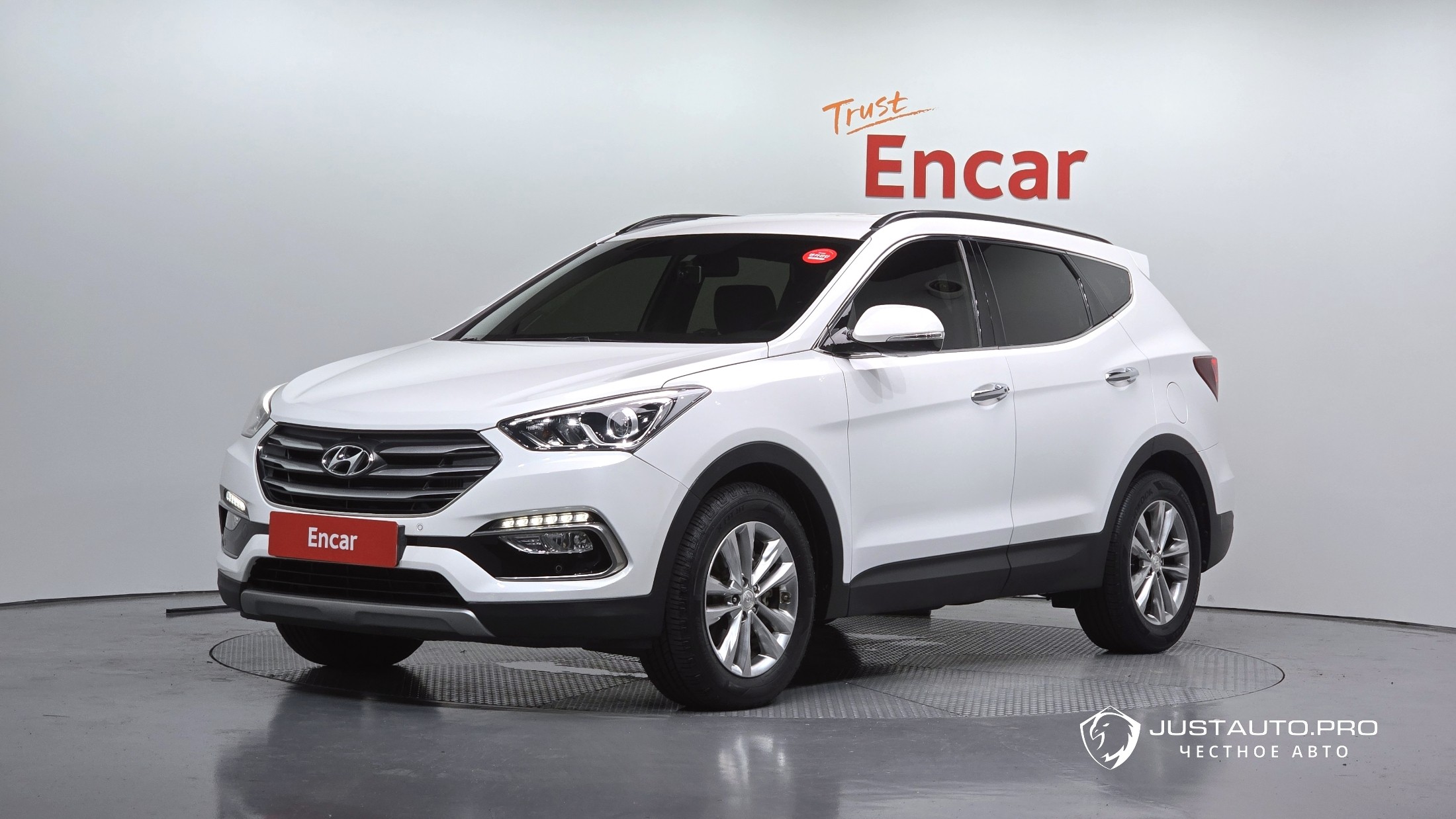 Автомобиль Hyundai Santafe