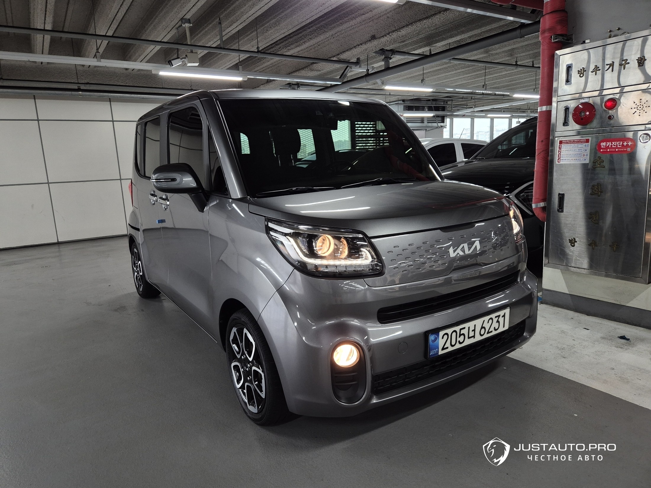 Автомобиль Kia RAY