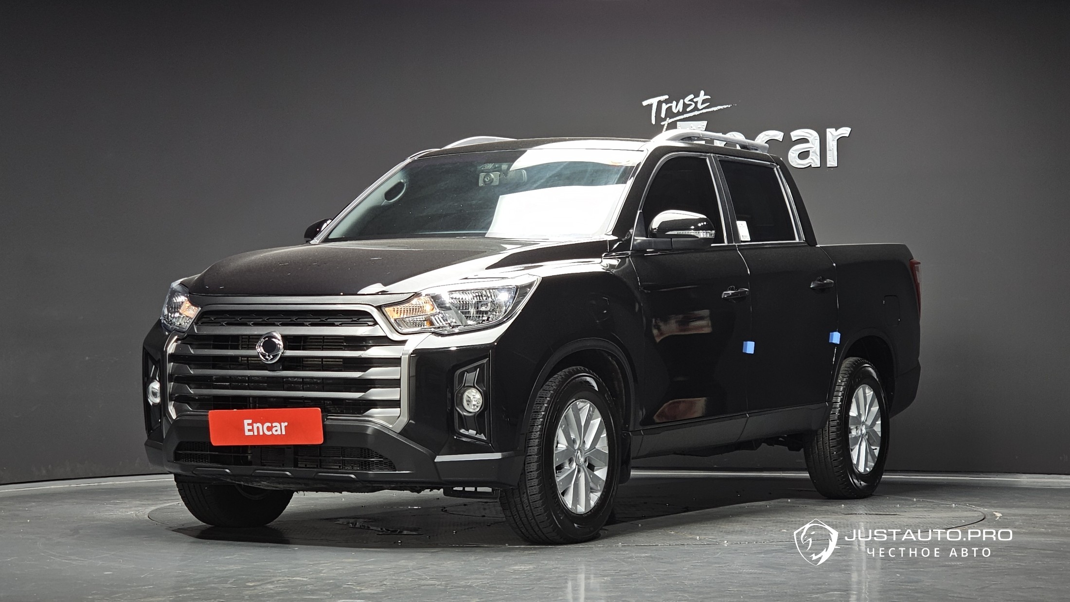 Автомобиль KG_Mobility_Ssangyong Rexton