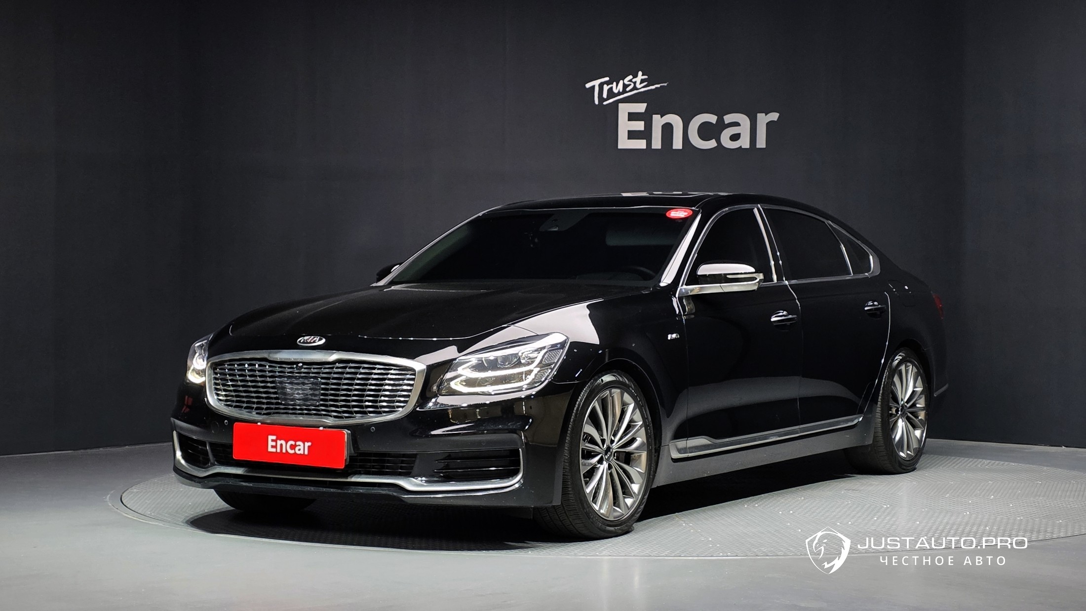 Автомобиль Kia K9