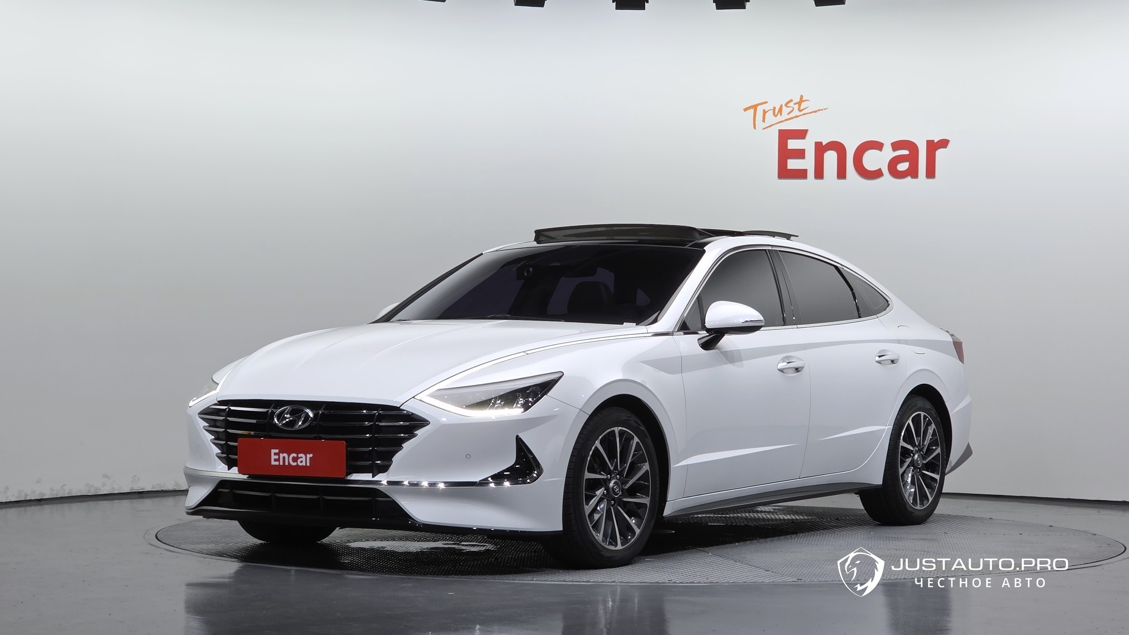 Автомобиль Hyundai Sonata
