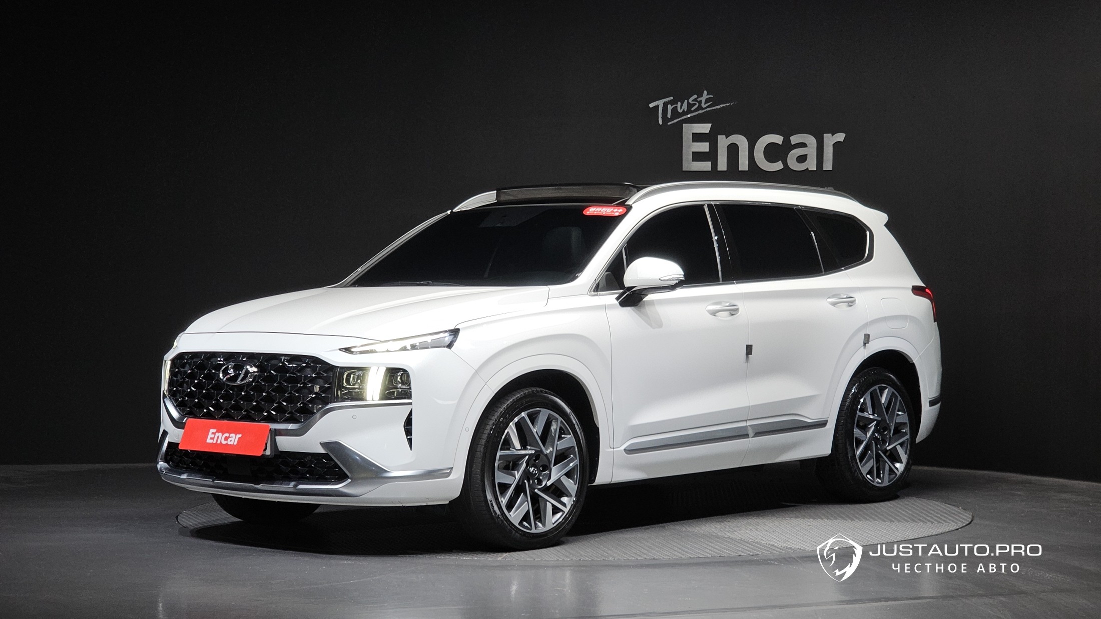 Автомобиль Hyundai Santafe