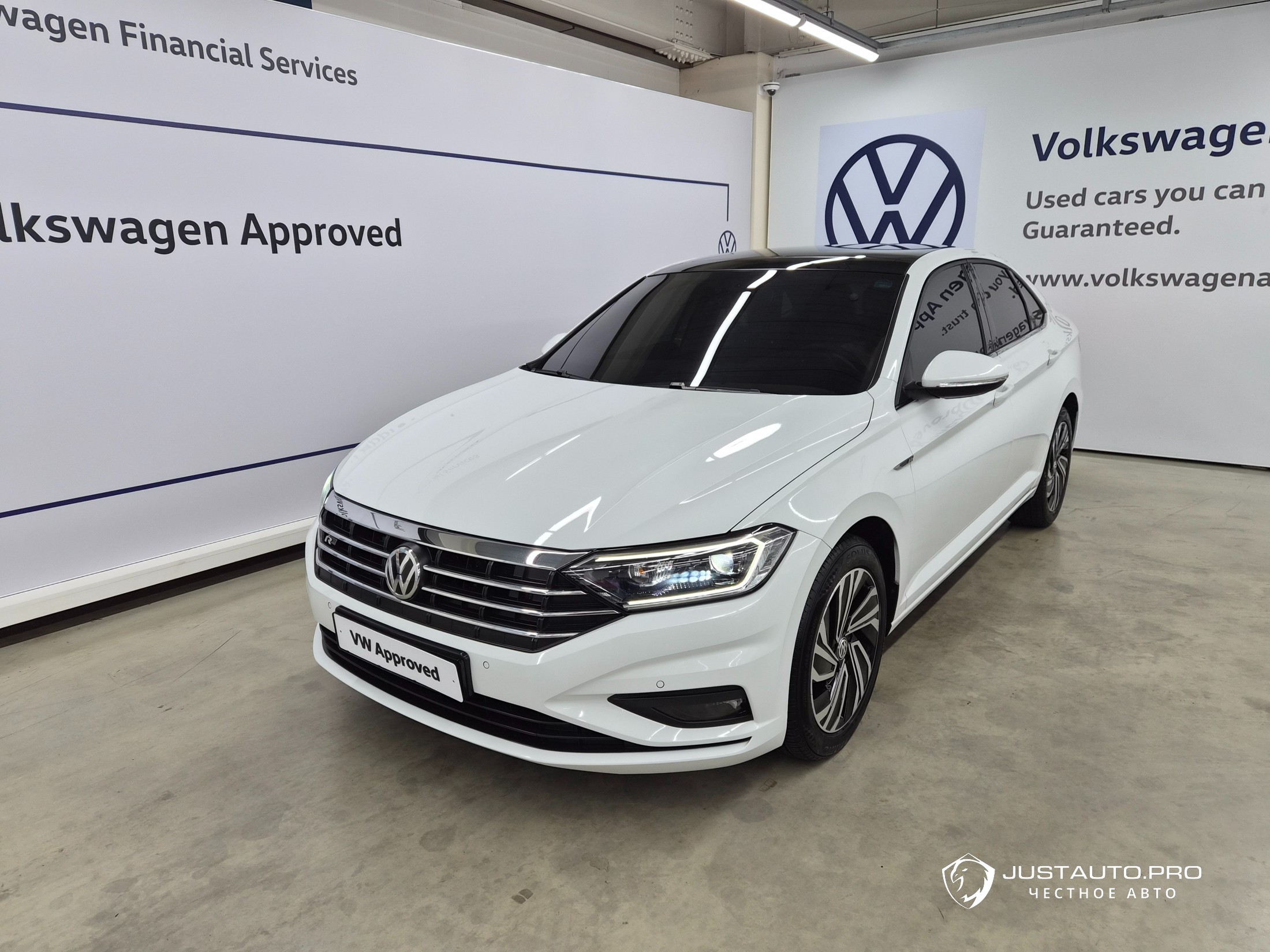 Автомобиль Volkswagen Jetta
