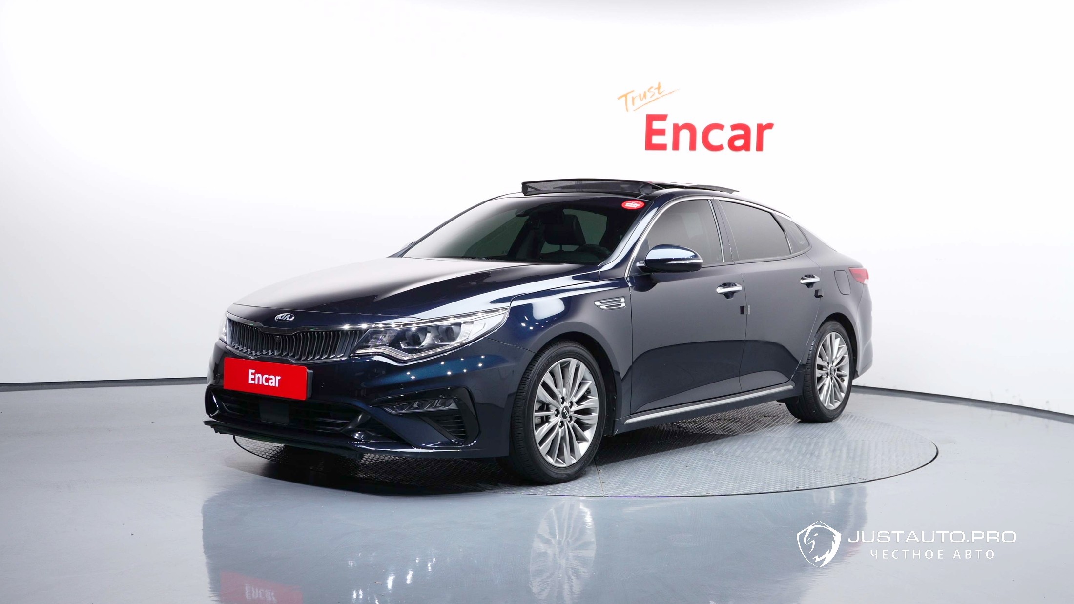 Автомобиль Kia K5