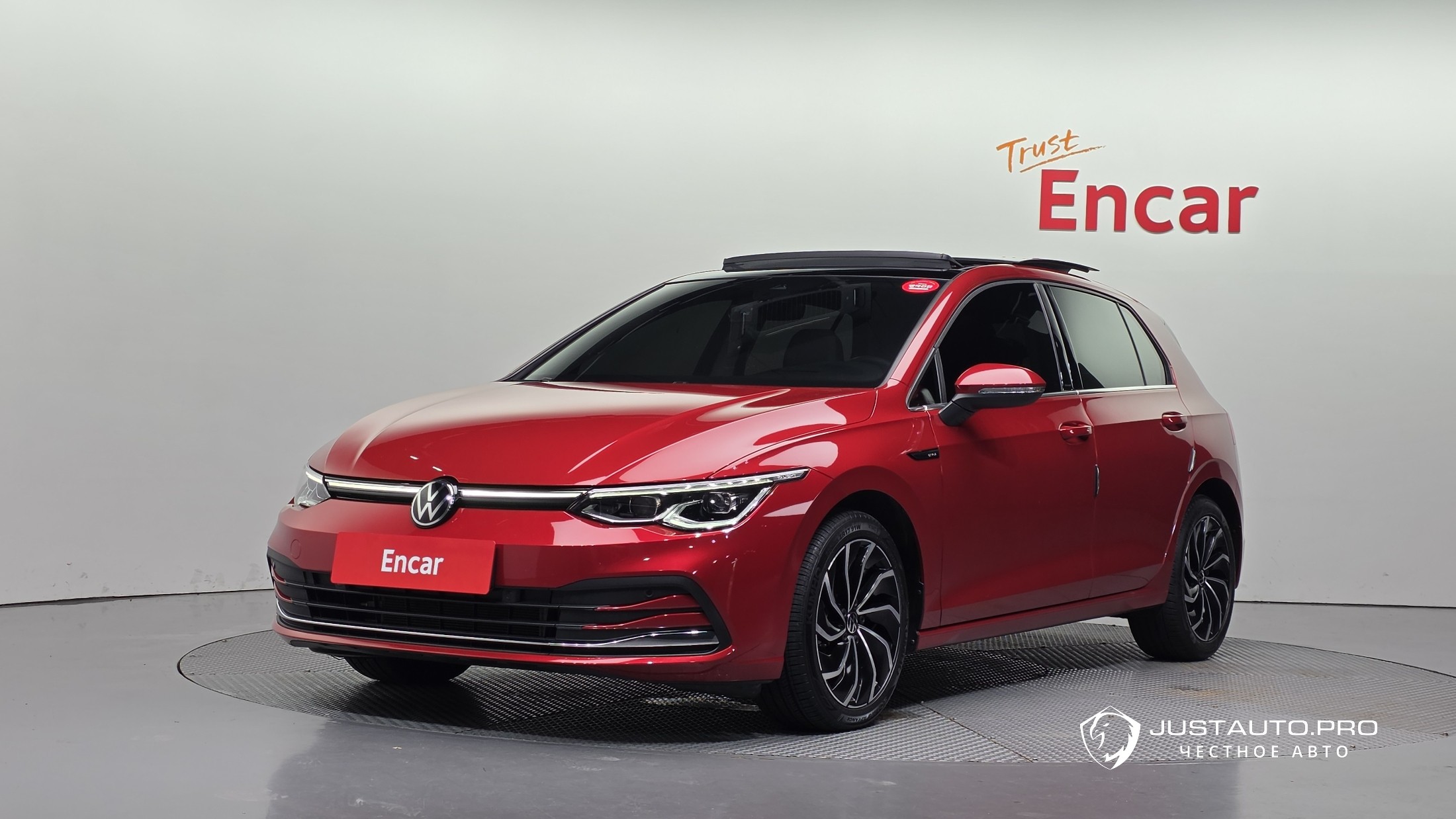 Автомобиль Volkswagen Golf