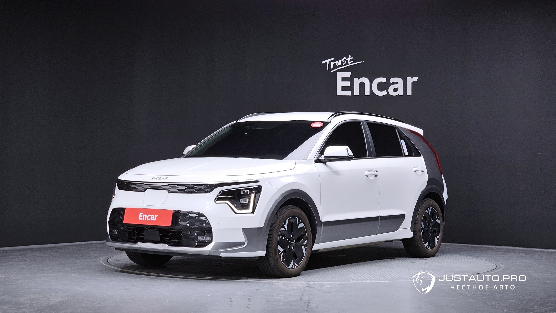 Автомобиль Kia Niro