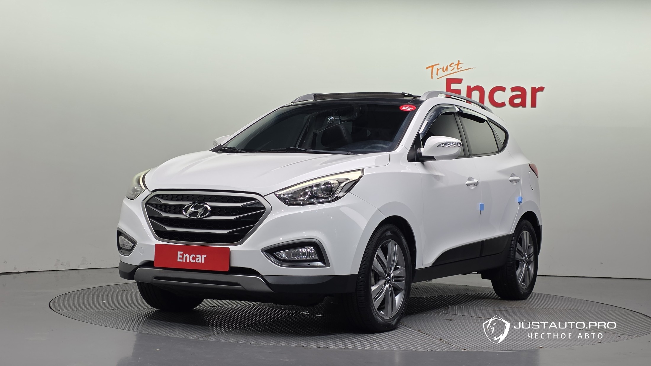 Автомобиль Hyundai Tucson