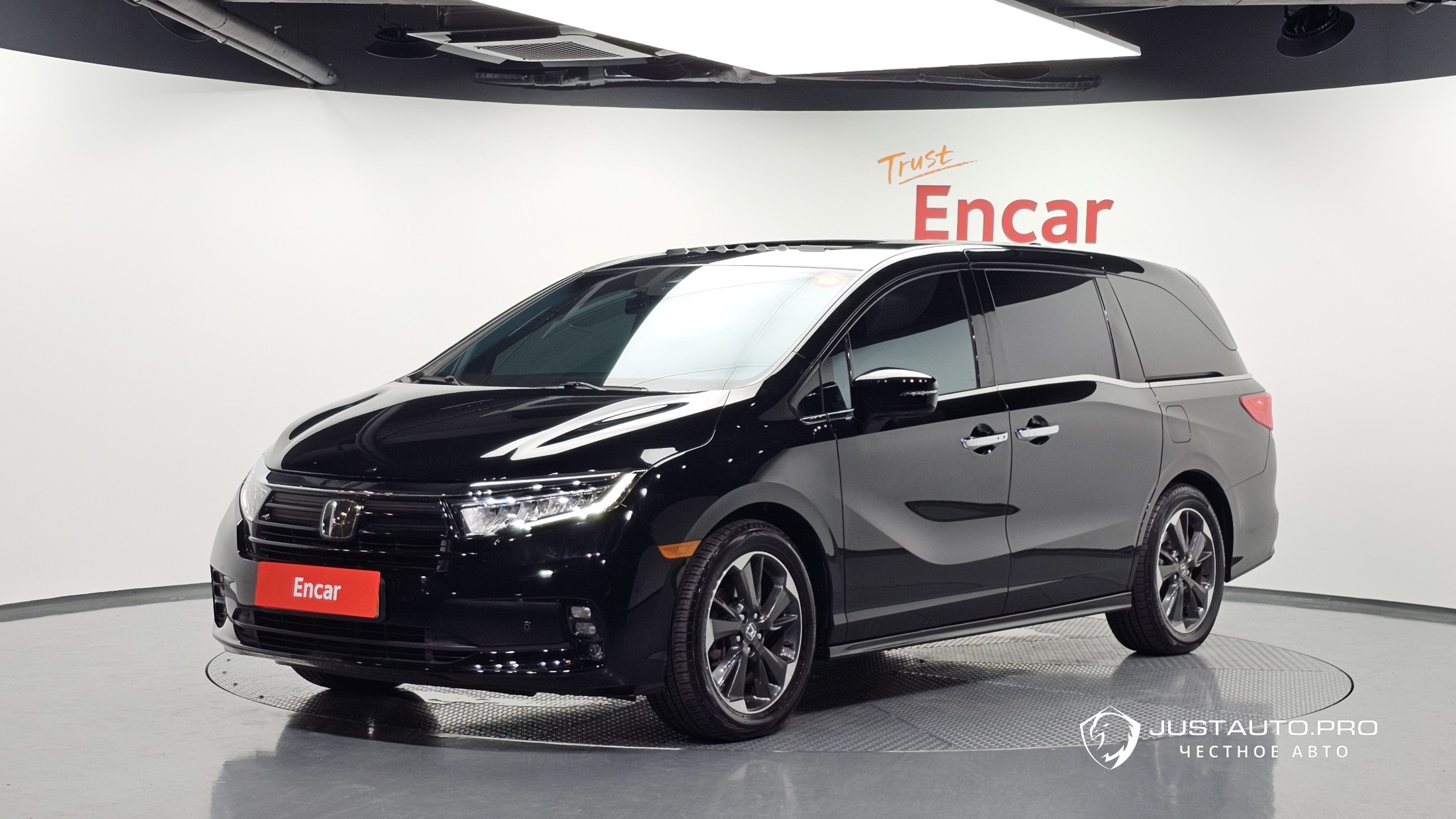 Автомобиль Honda Odyssey