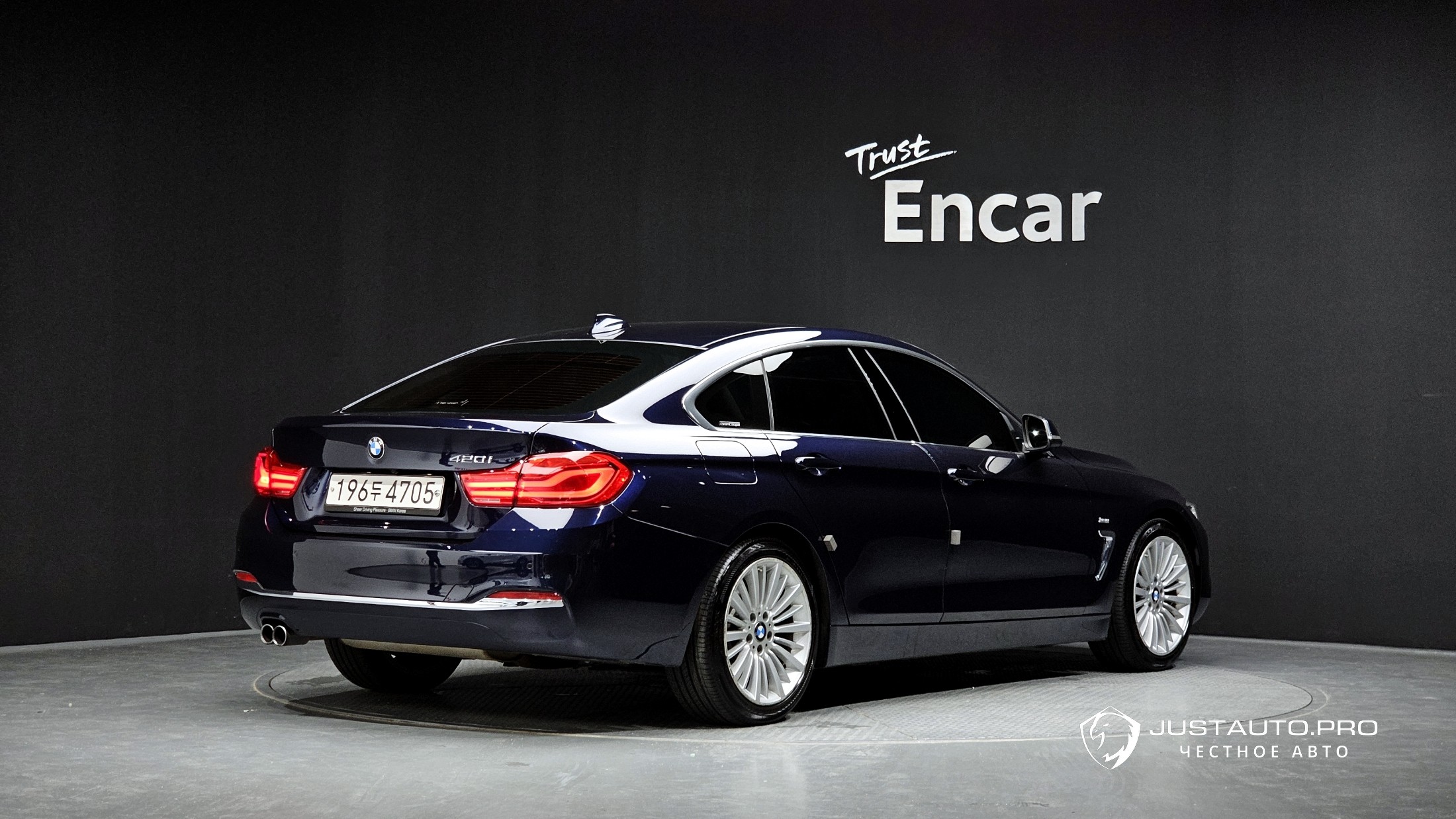 Автомобиль BMW 4-Series