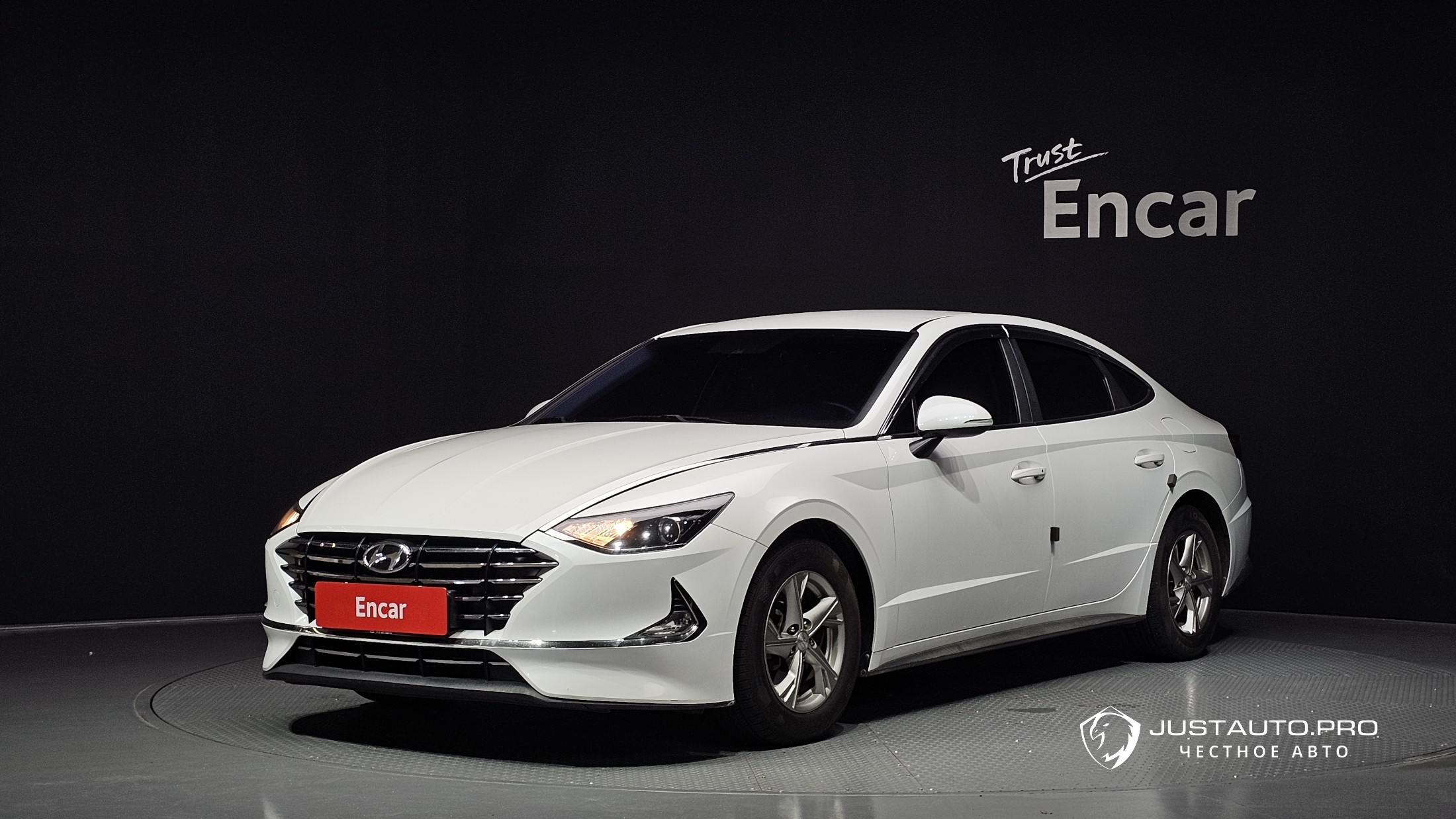 Автомобиль Hyundai Sonata
