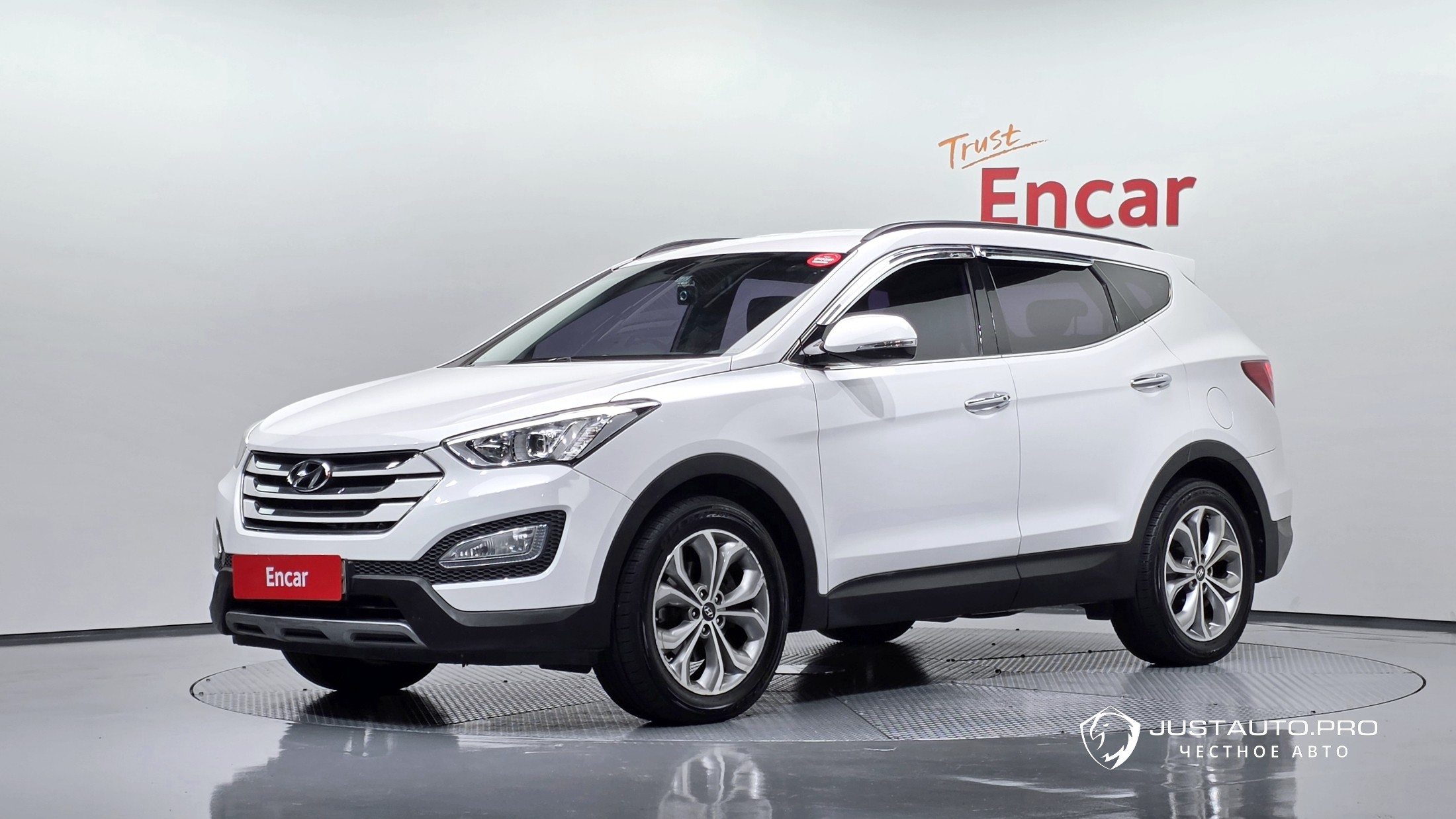 Автомобиль Hyundai Santafe