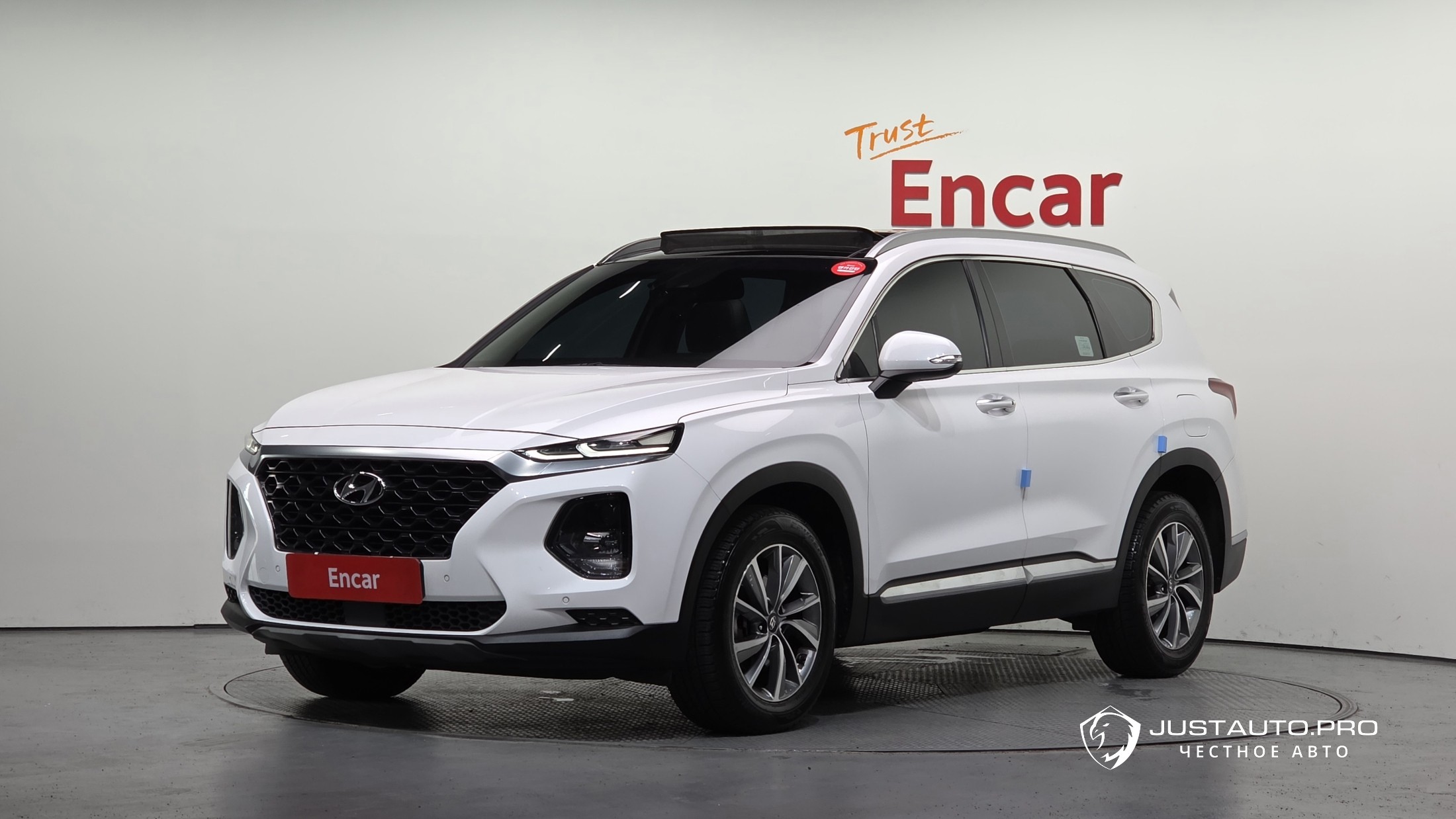Автомобиль Hyundai Santafe