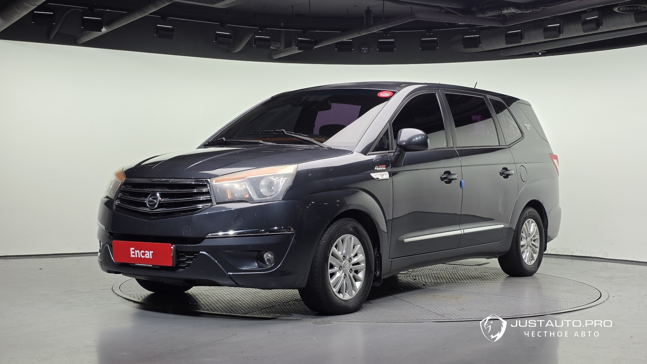 Автомобиль KG_Mobility_Ssangyong KORANDO