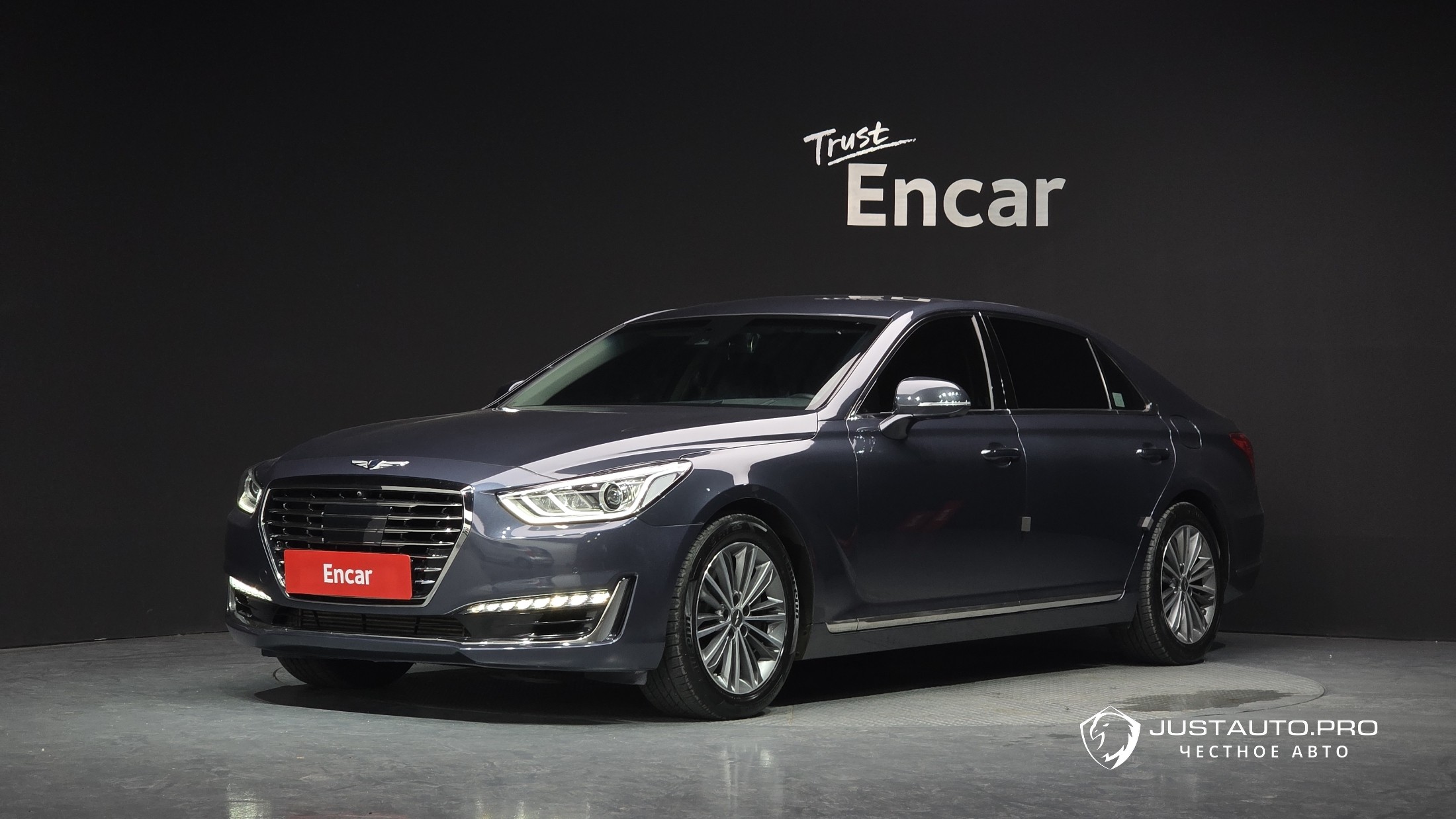 Автомобиль Genesis EQ900