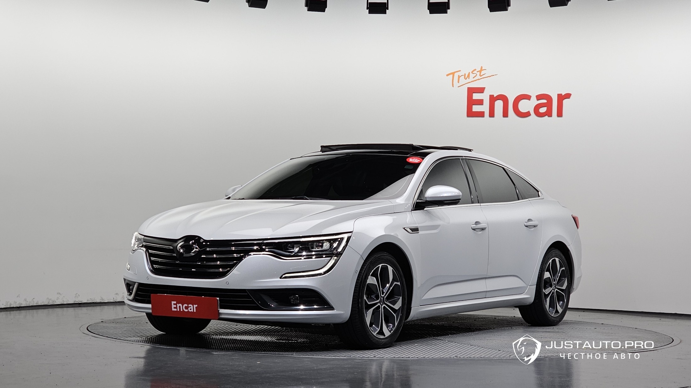 Автомобиль Renault-KoreaSamsung SM6