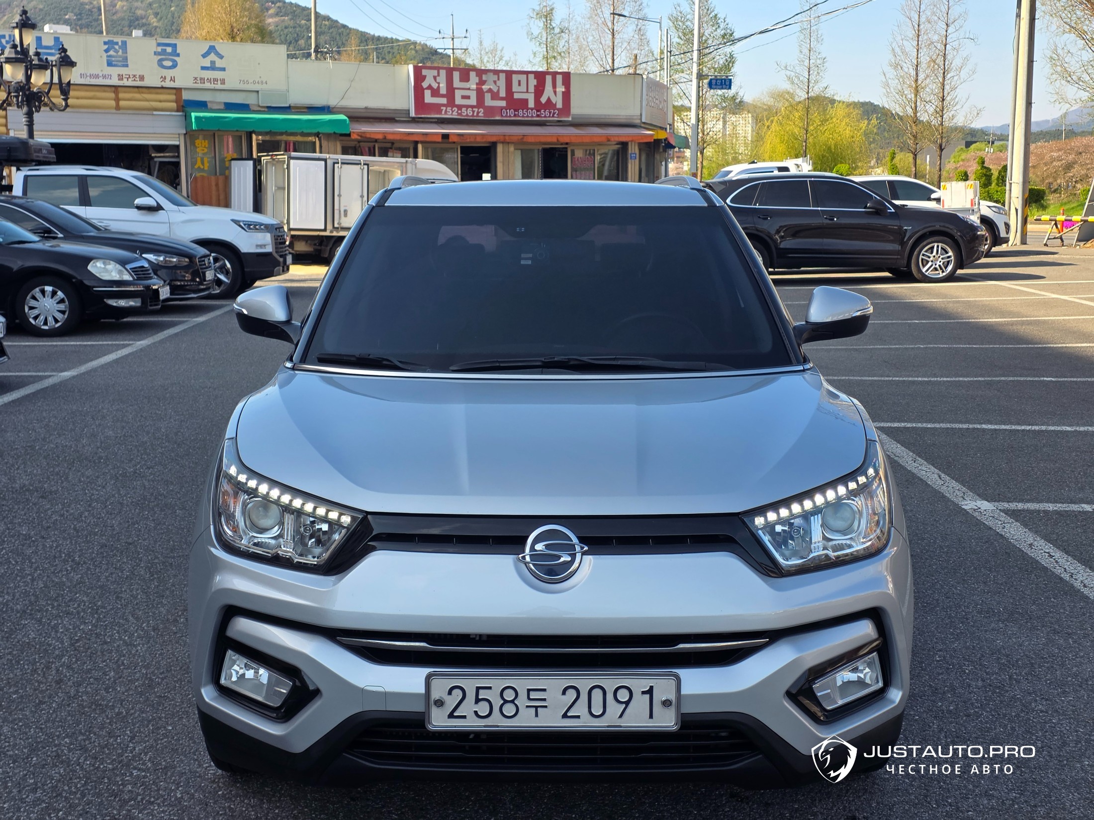Автомобиль KG_Mobility_Ssangyong TIBOLI