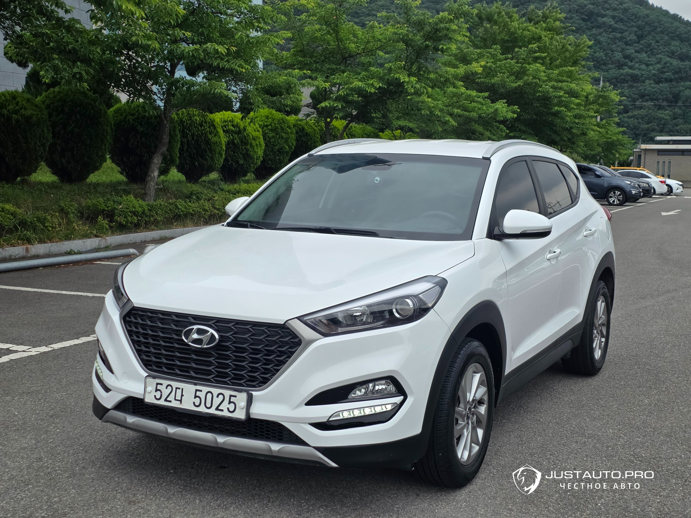 Автомобиль Hyundai Tucson